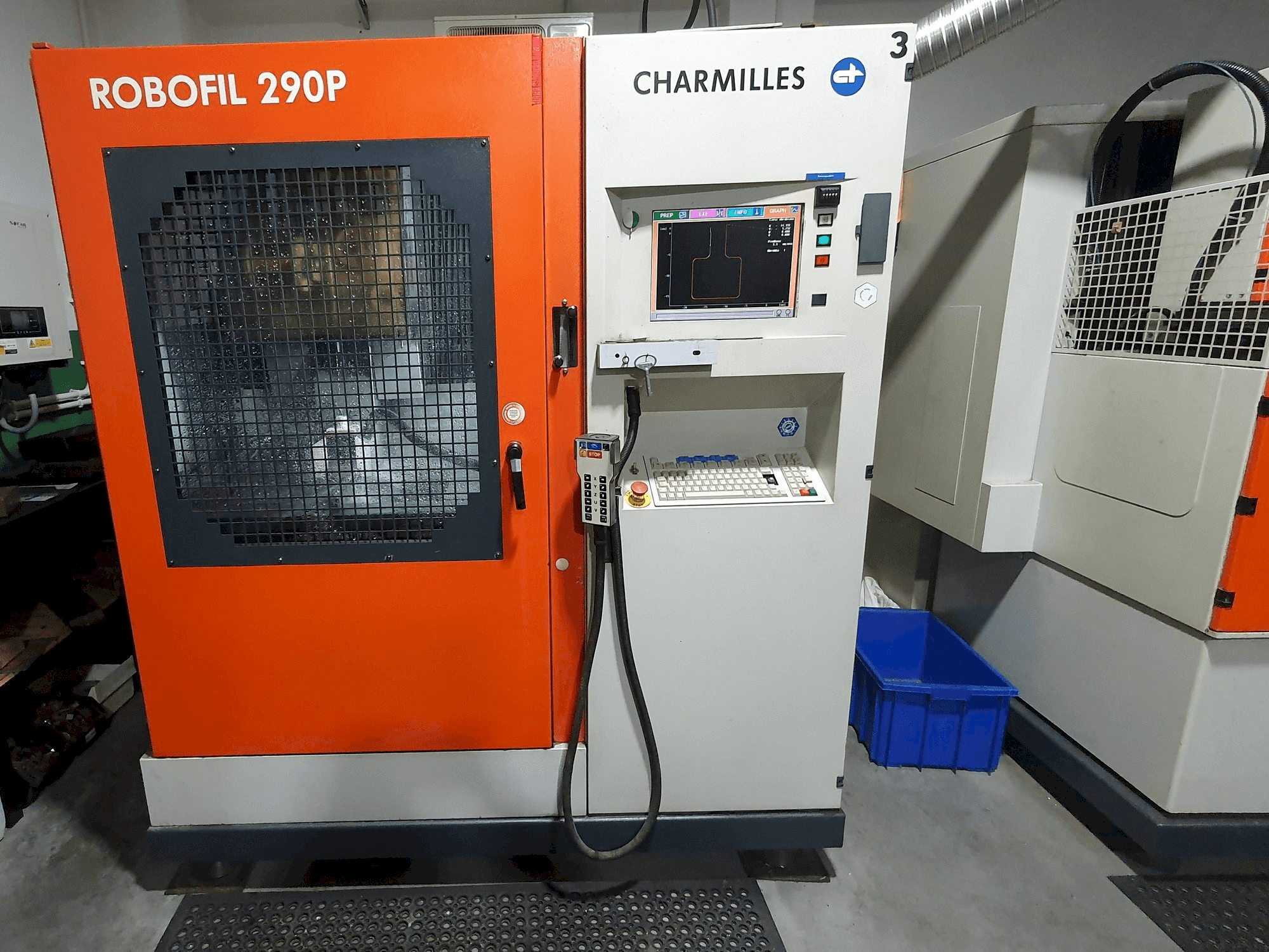 CHARMILLES Robofil 290P-maskinen framifrån