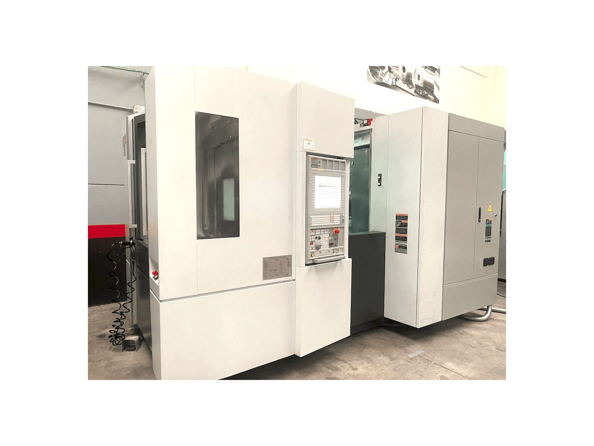 MORI SEIKI NH 5000 DCG-maskinen framifrån