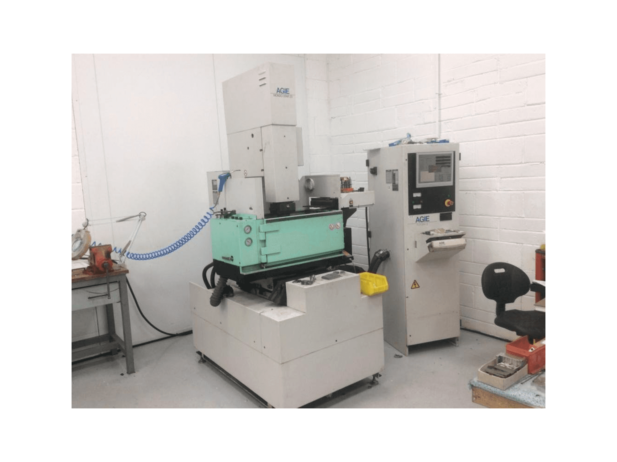 AGIE Mondo 20 Star-maskinen framifrån