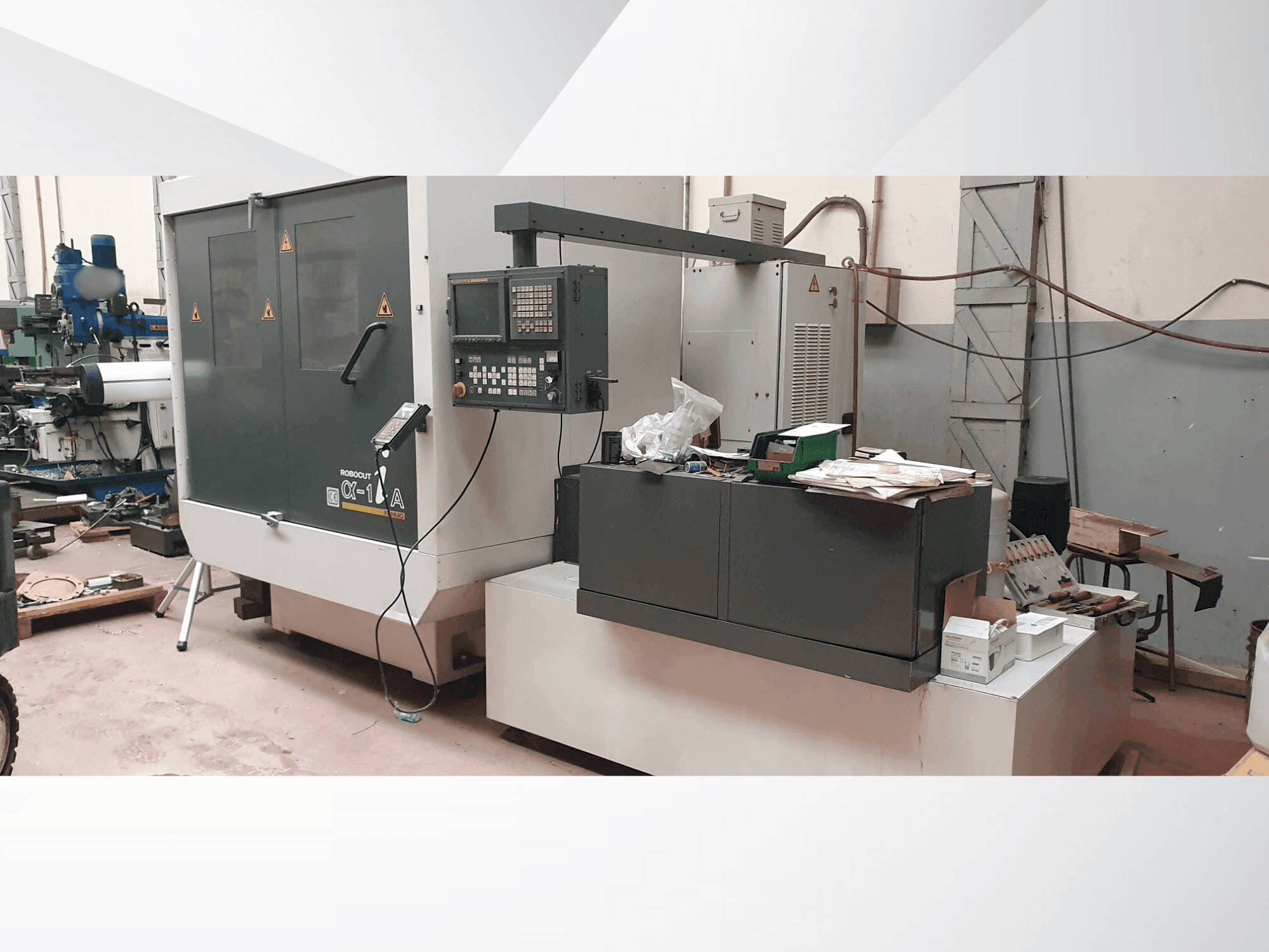 FANUC Aplha-1iA-maskinen framifrån