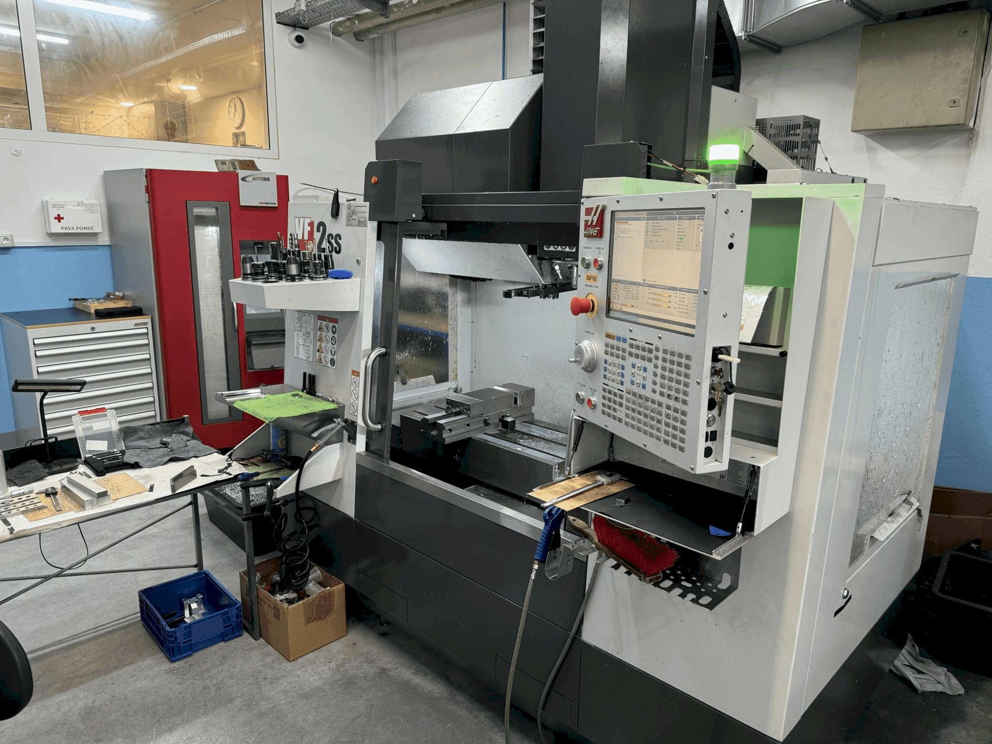HAAS VF-2SS-maskinen framifrån