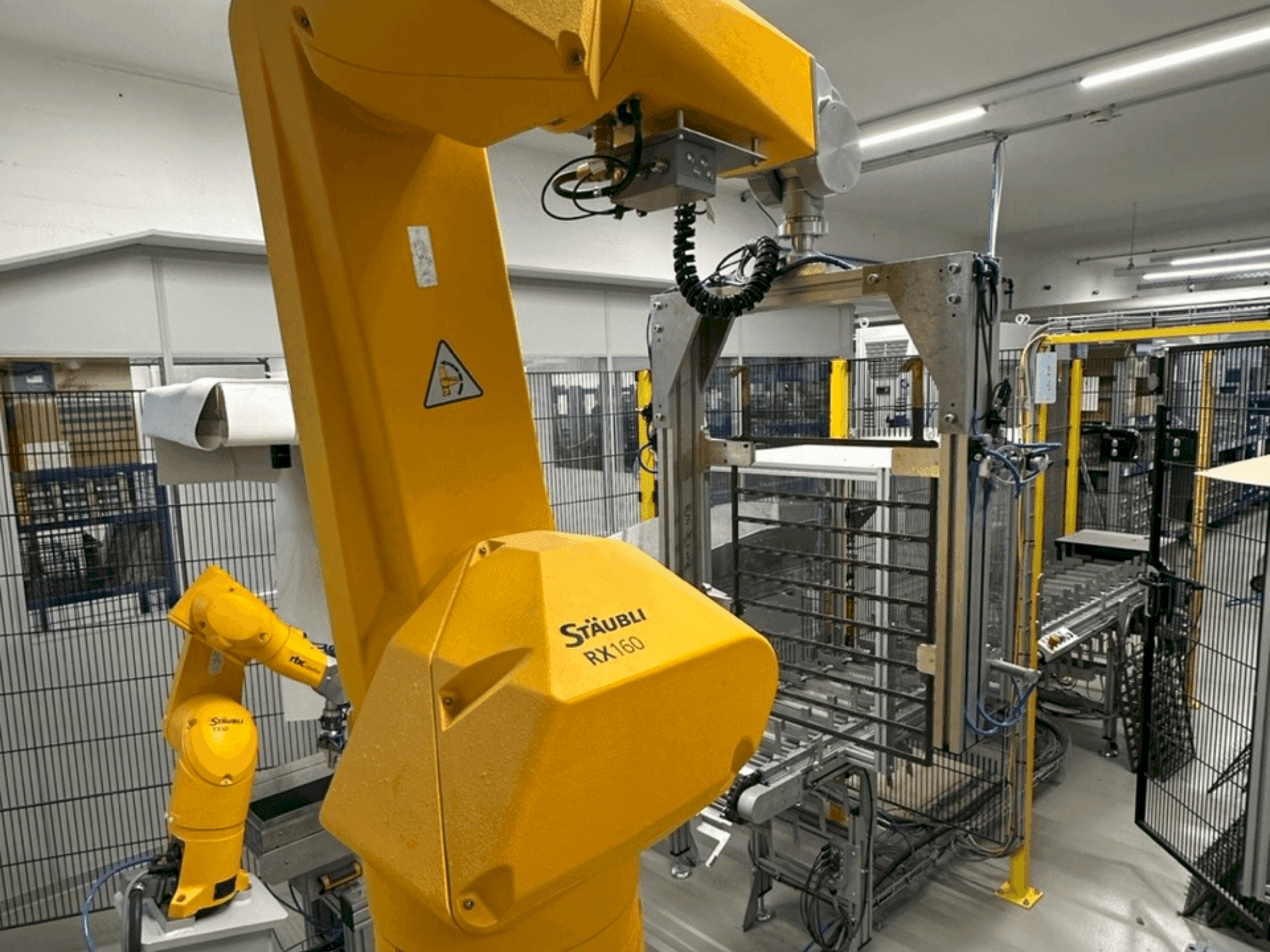 STAUBLI RX160-maskinen framifrån