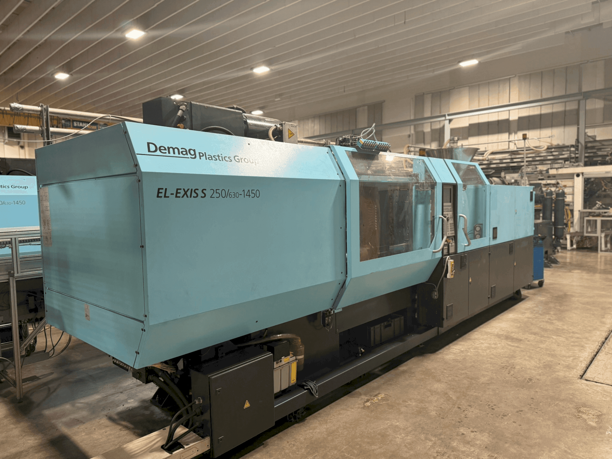 SUMITOMO SHI DEMAG El-Exis S 250/630-1450-maskinen framifrån