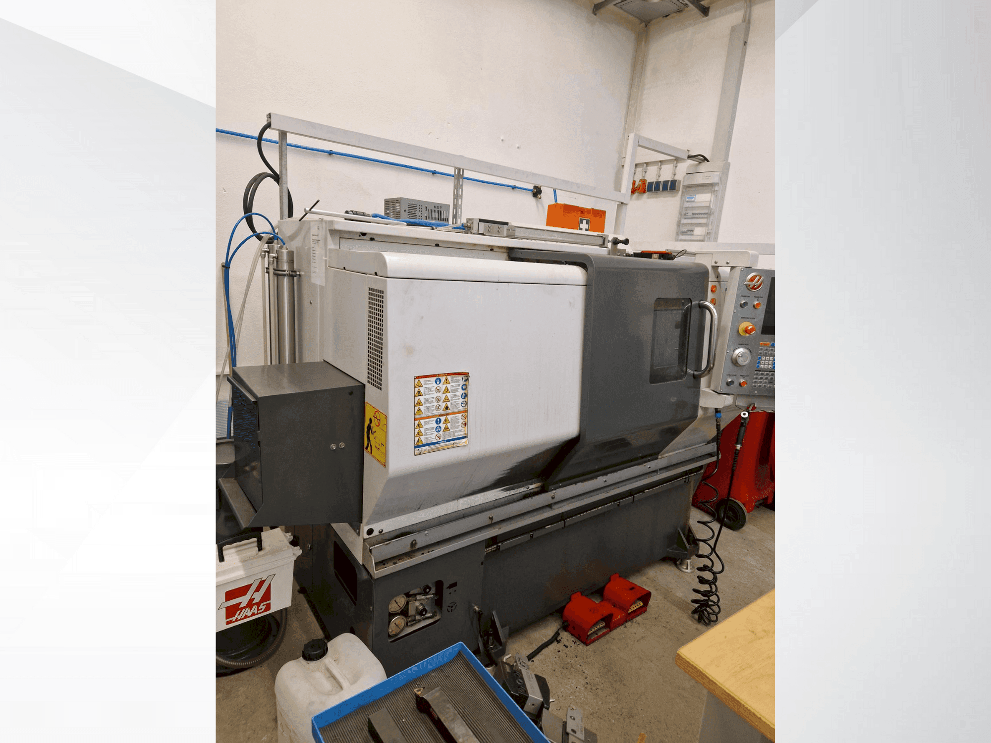 HAAS ST-10Y-maskinen framifrån