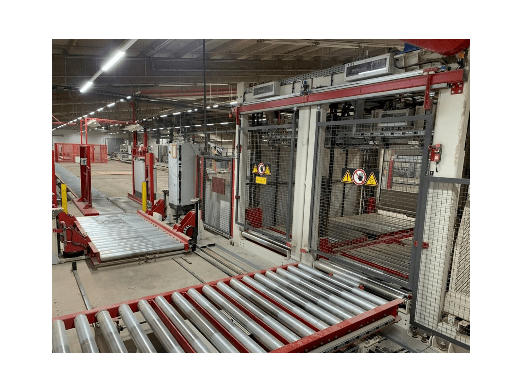 IMA AM33 - 3000 /1300 Systems-maskinen framifrån