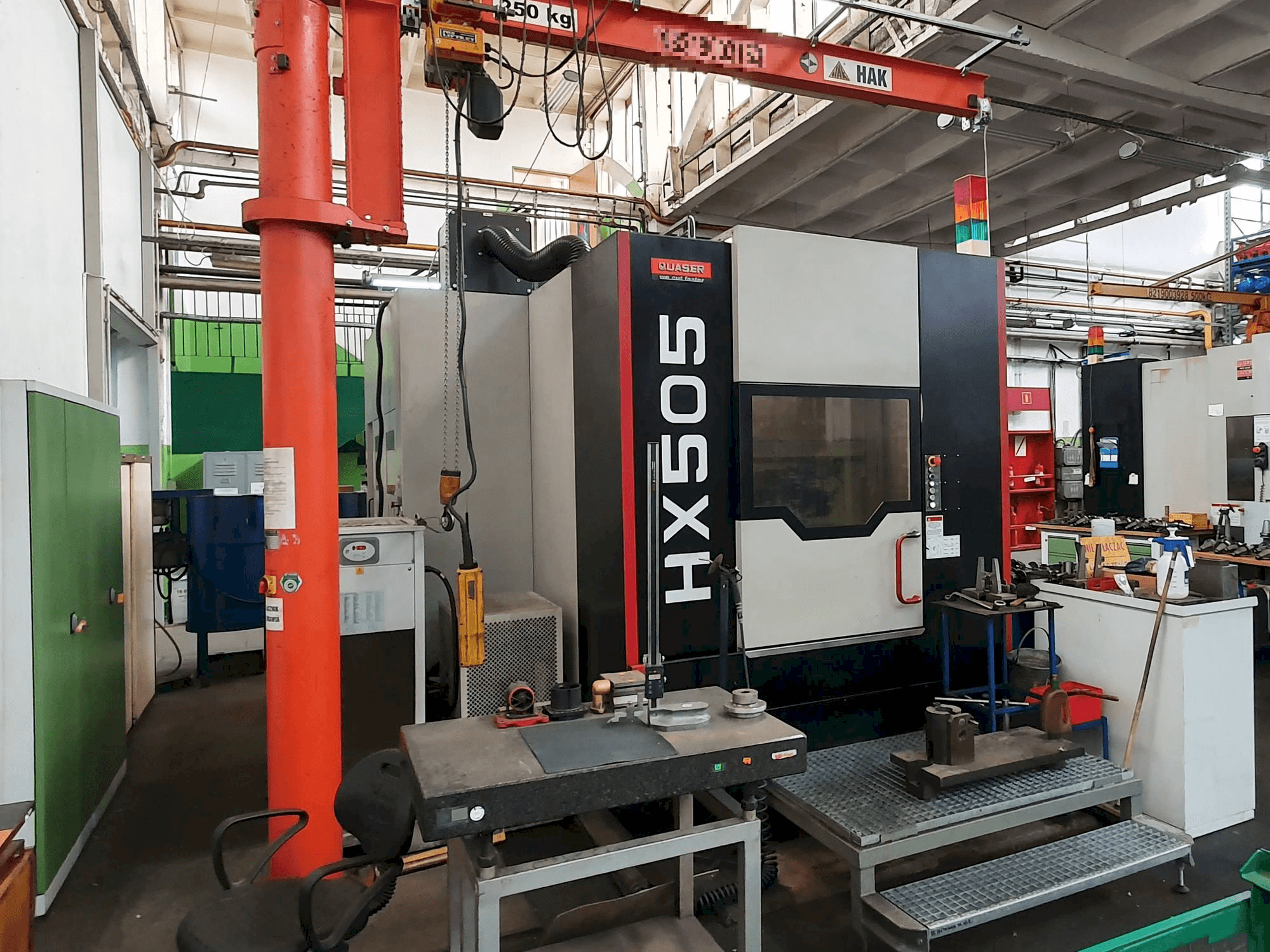 Quaser HX505 AP / 6B-maskinen framifrån