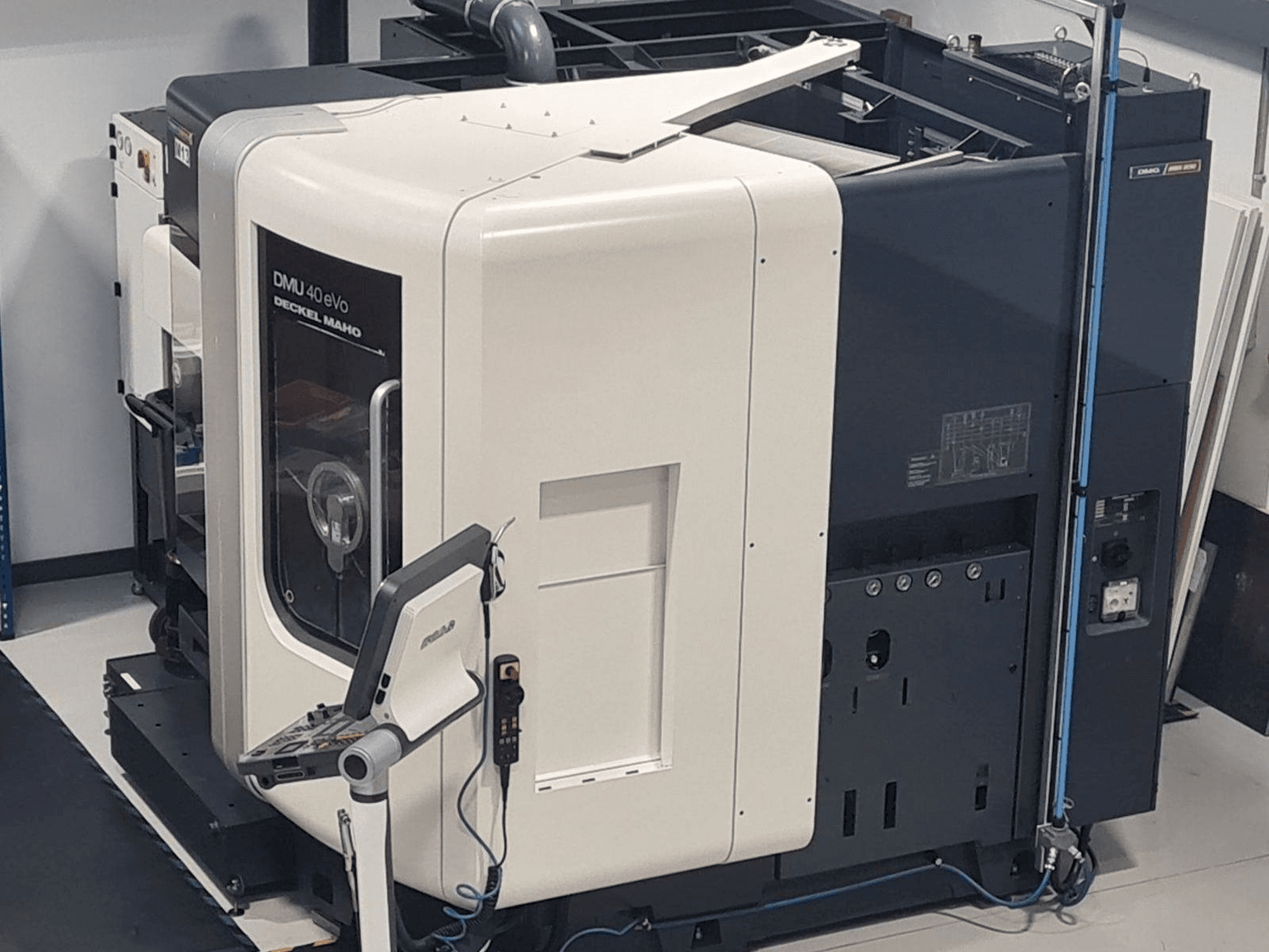 DMG MORI DMU40 eVo-maskinen framifrån