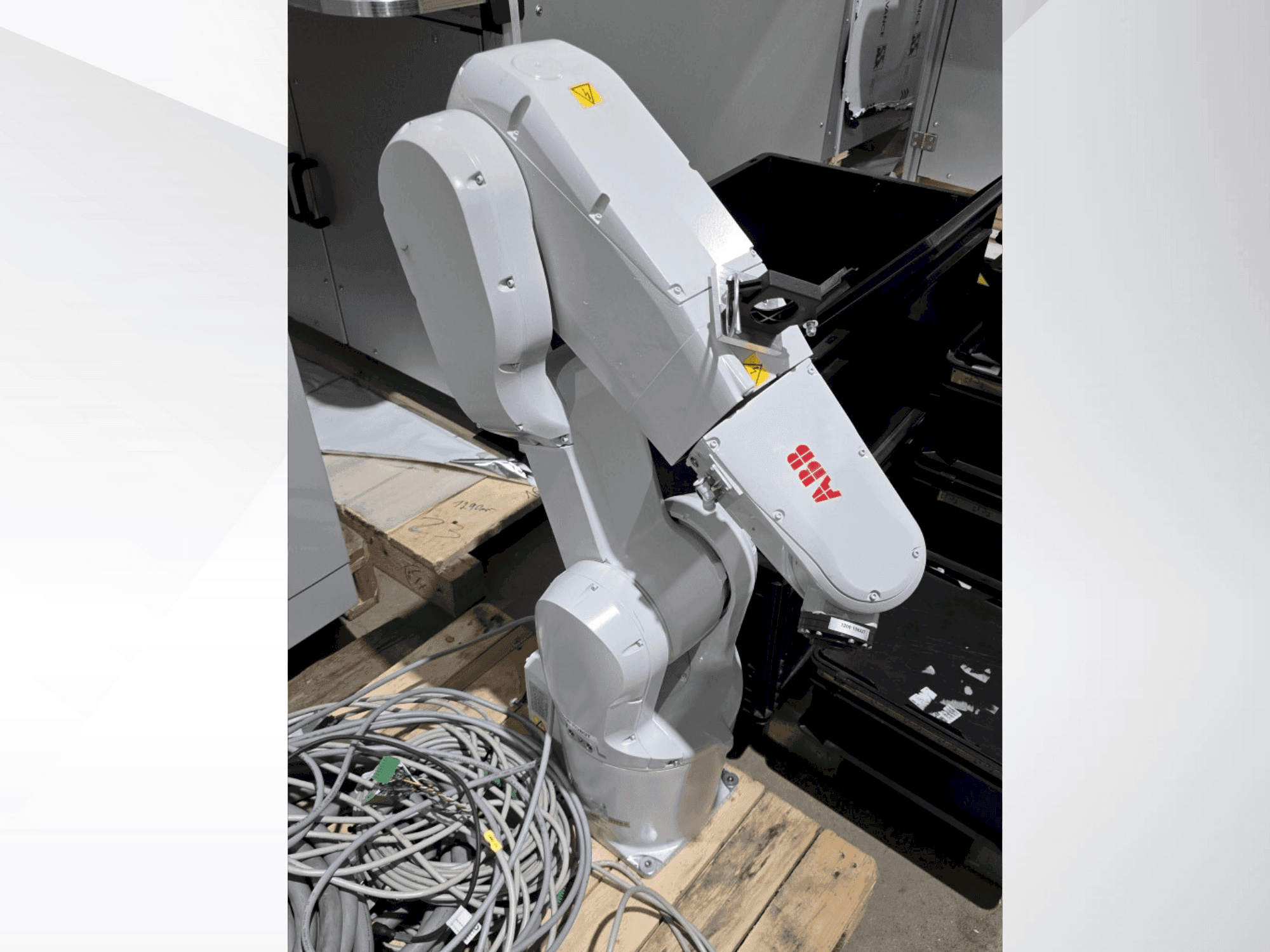 ABB IRB 1200-5/0.9-maskinen framifrån