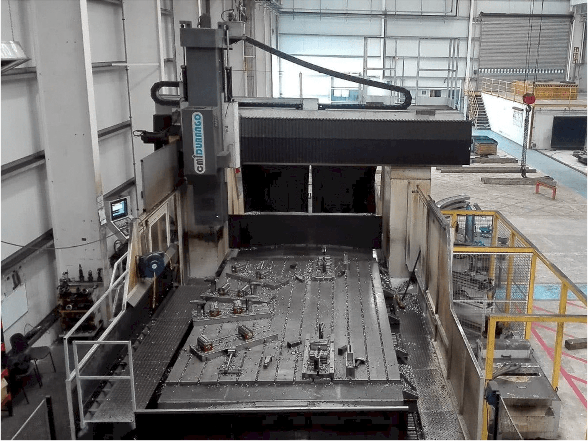 cmiDURANGO FPF310-5000-maskinen framifrån