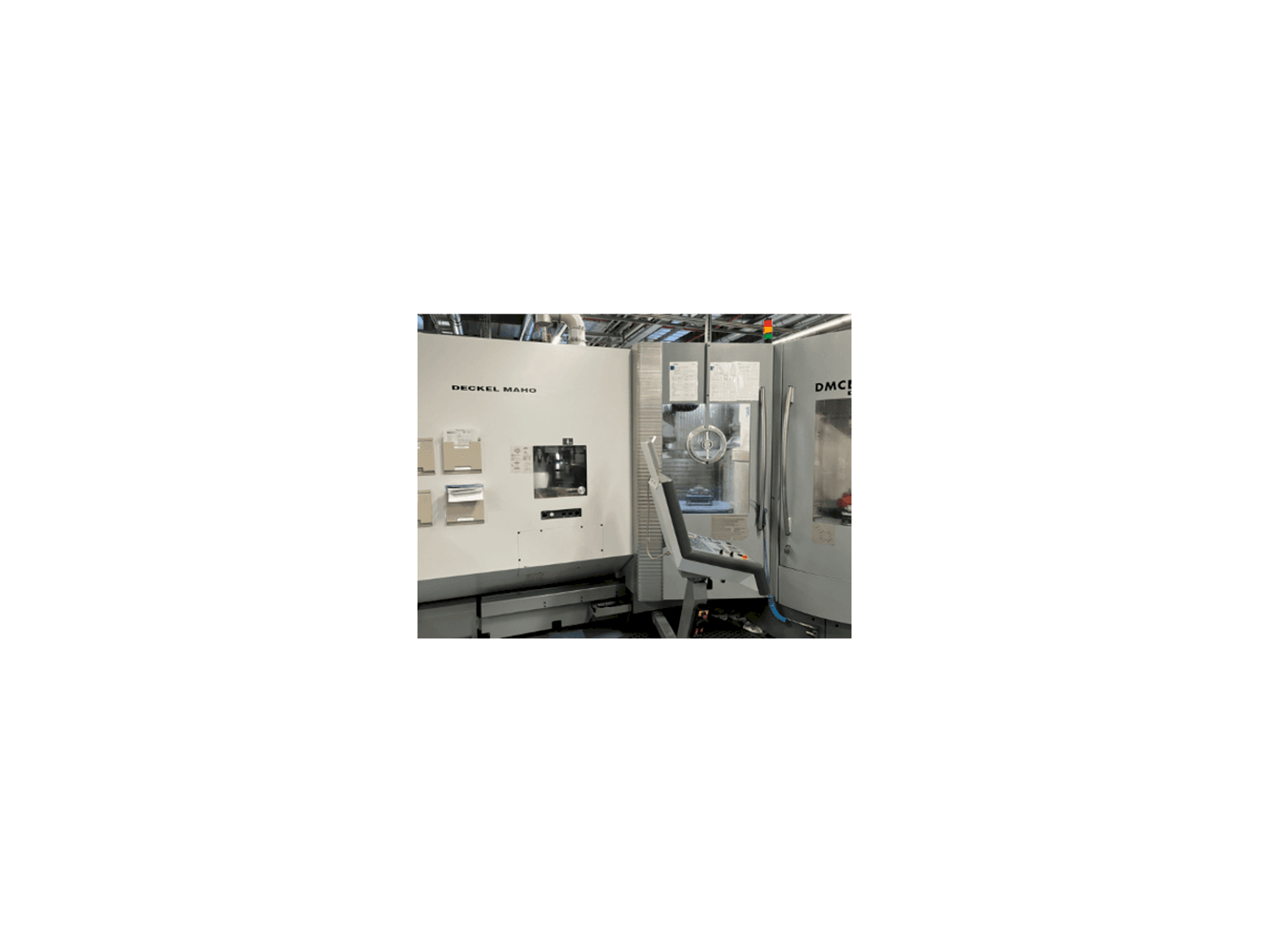 DECKEL MAHO DMC 60 T RS3-maskinen framifrån