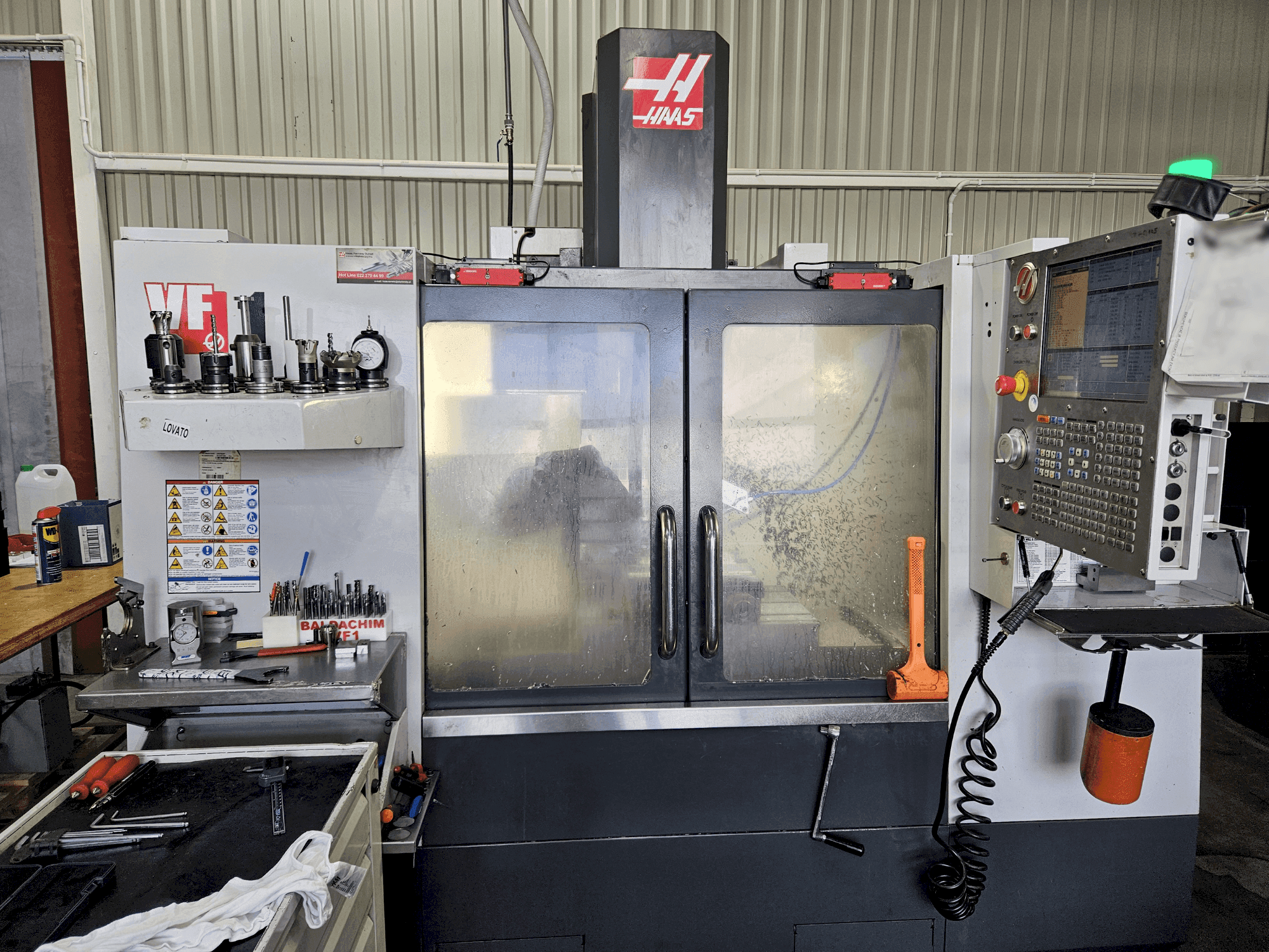 HAAS VF-1-maskinen framifrån