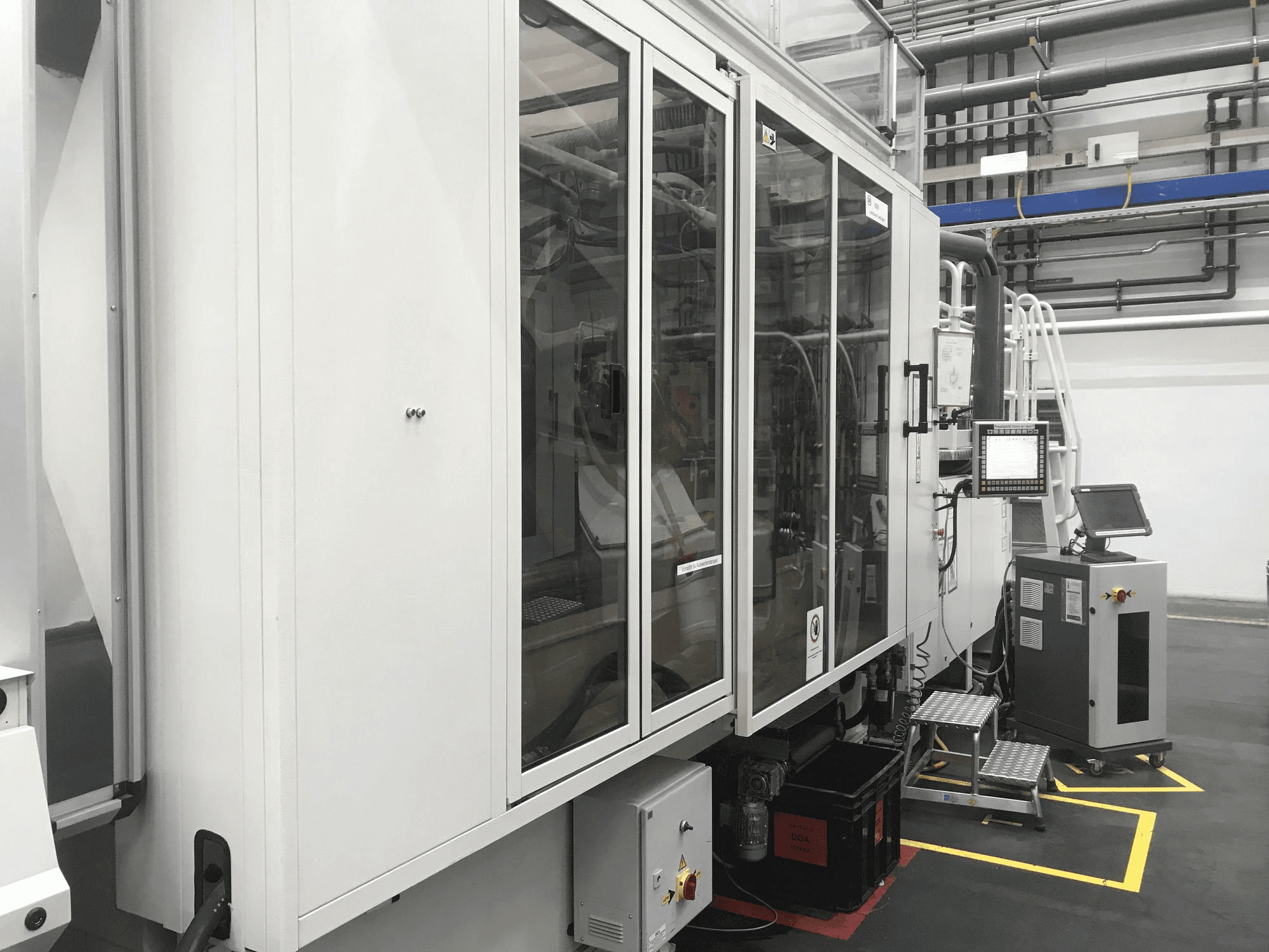 Husky H500 RS 65/60-maskinen sedd från vänster sida