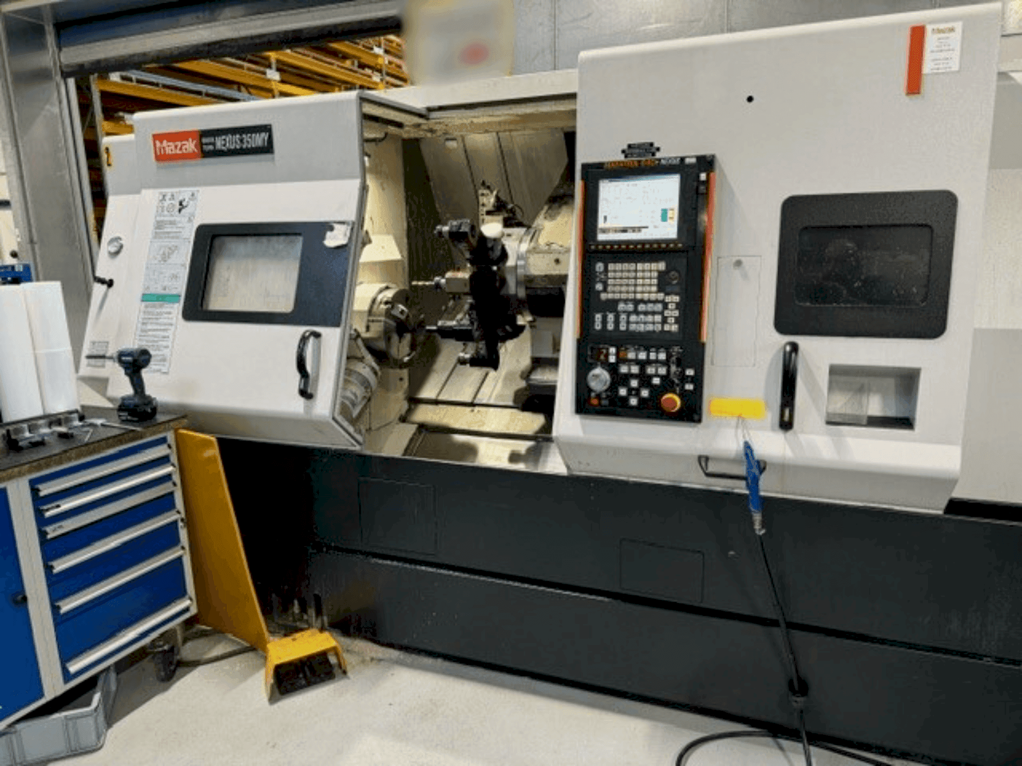 Mazak QTN-350MY-maskinen framifrån