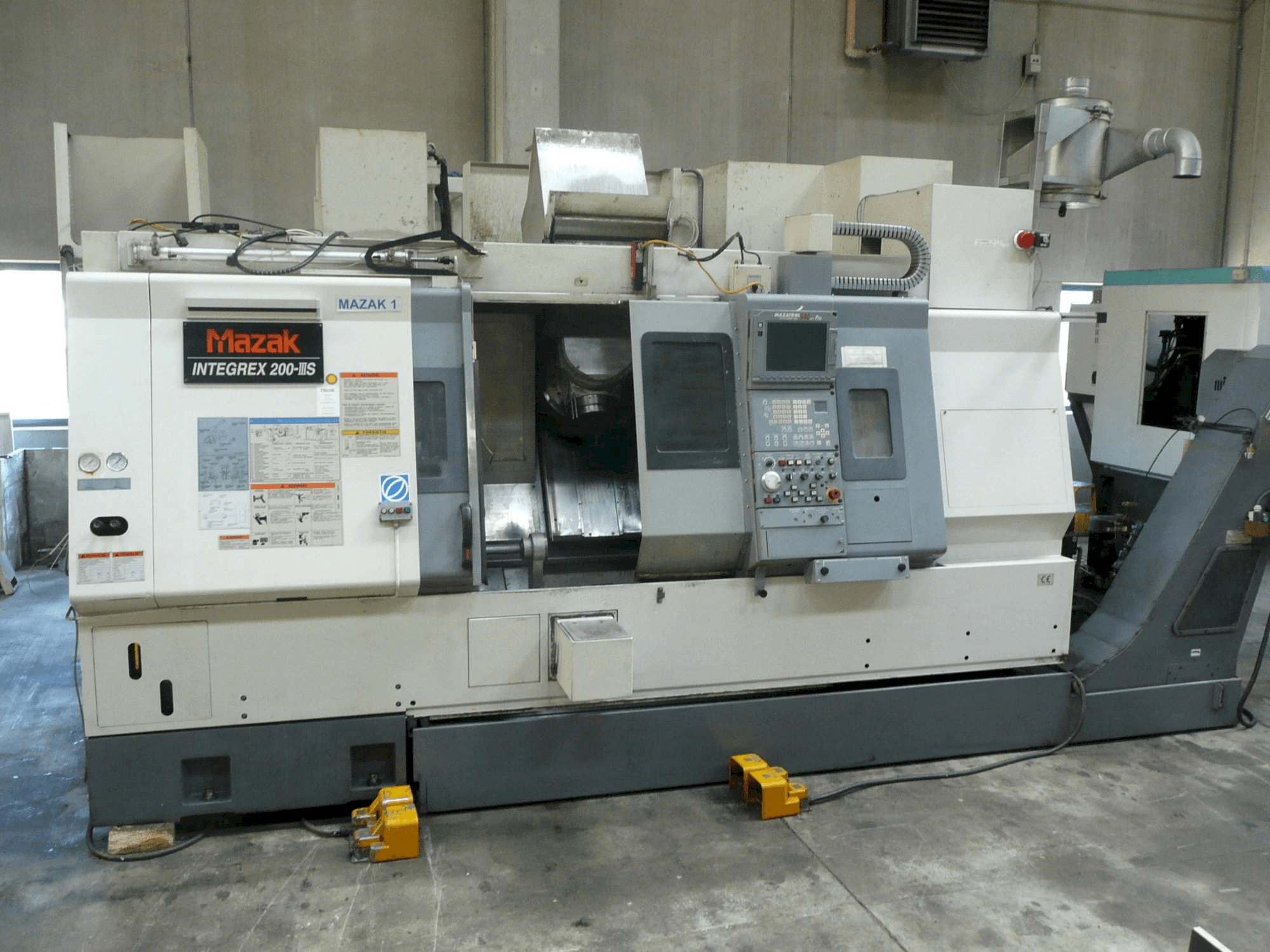 Mazak INTEGREX 200-IIIS-maskinen framifrån
