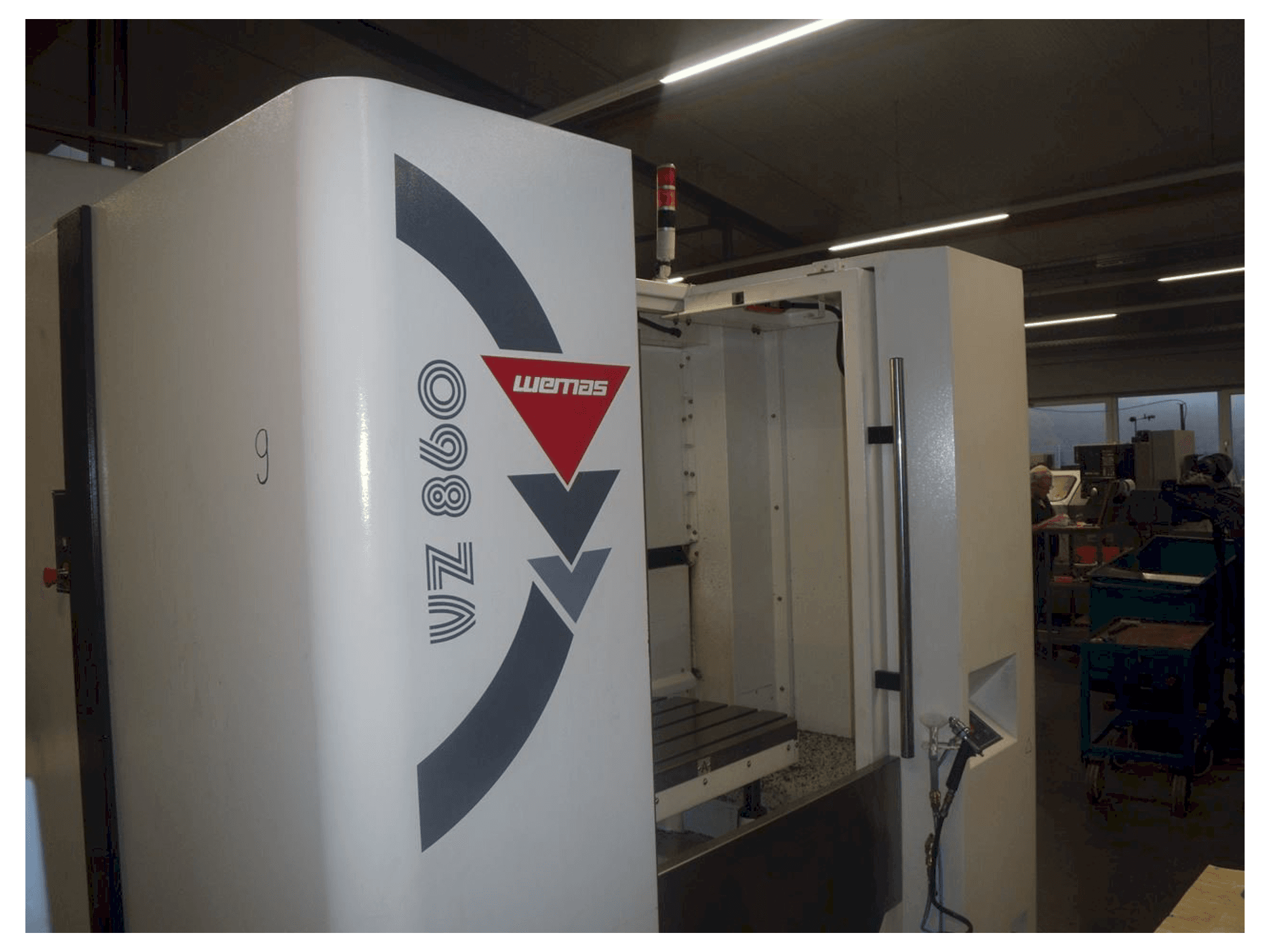 WEMAS VZ 860 APC-maskinen framifrån