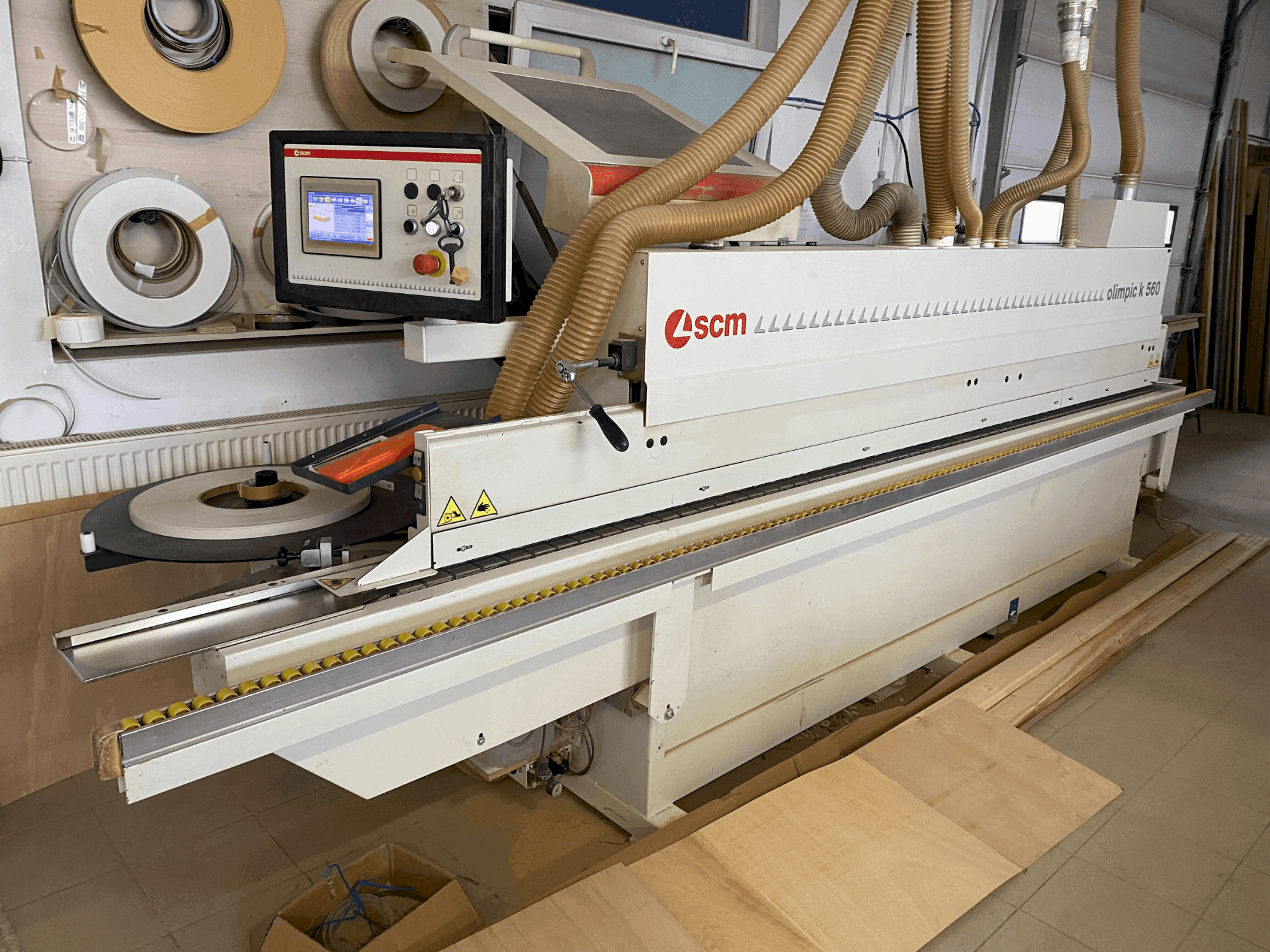 SCM OLIMPIC K 560-maskinen framifrån