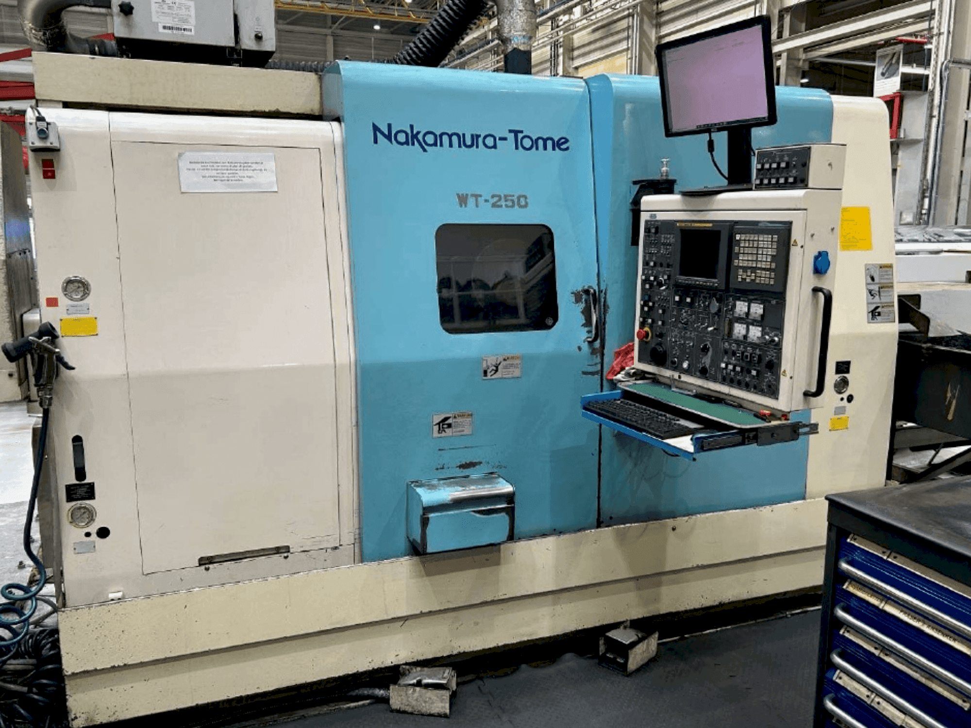 NAKAMURA-TOME WT 250-maskinen framifrån
