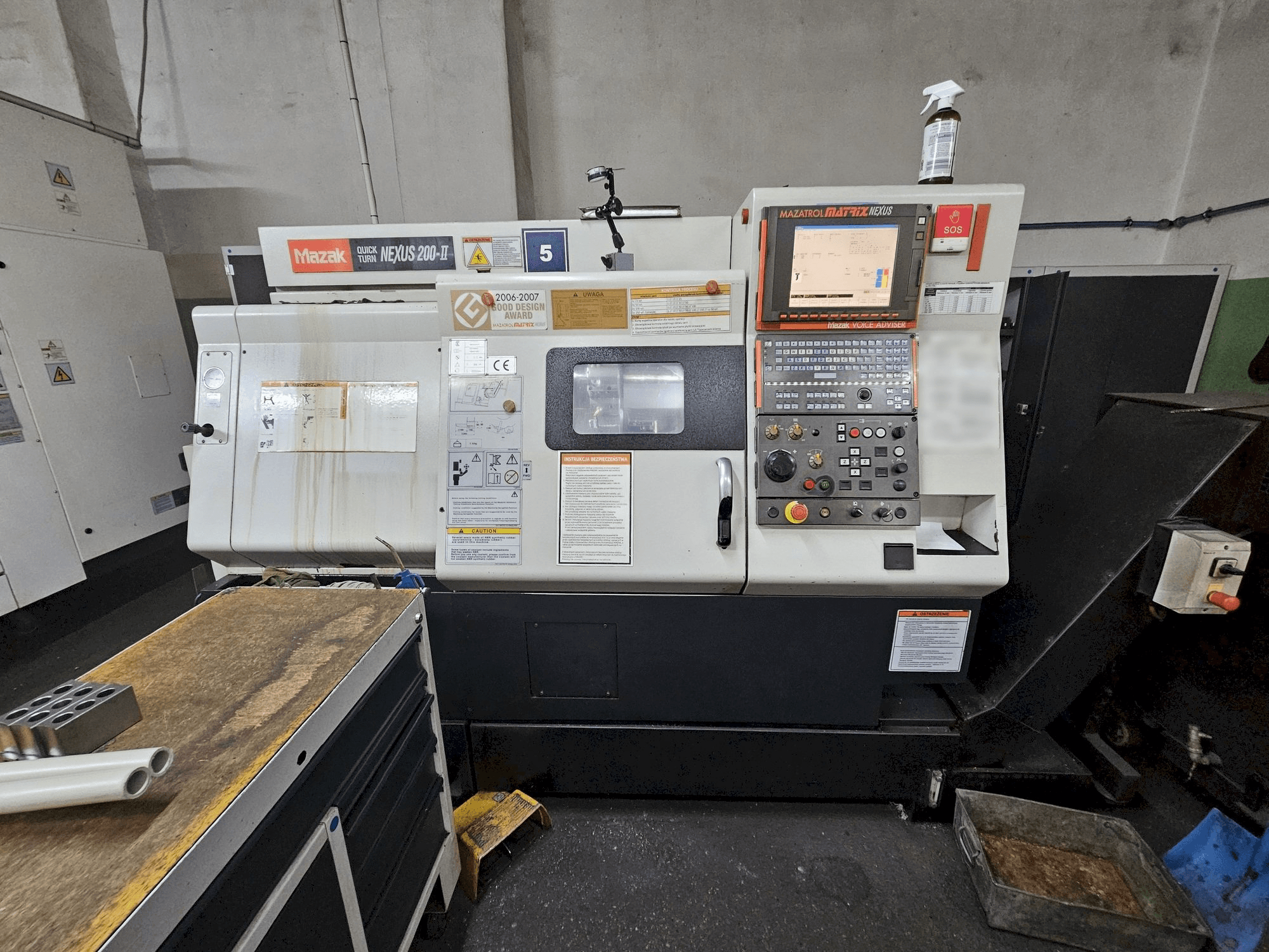 Mazak QUICKTURN NEXUS 200-II-maskinen framifrån