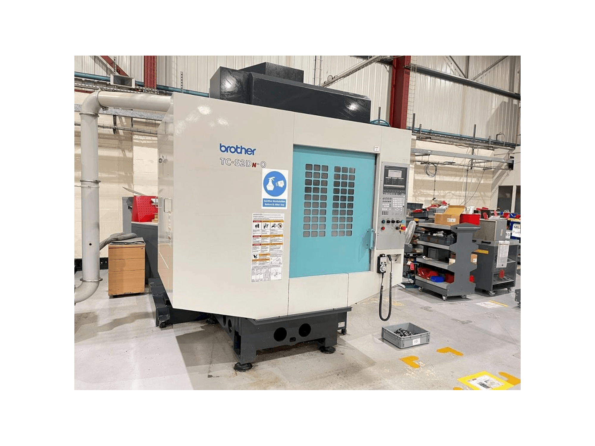 Brother TC-S2DN-0-maskinen framifrån