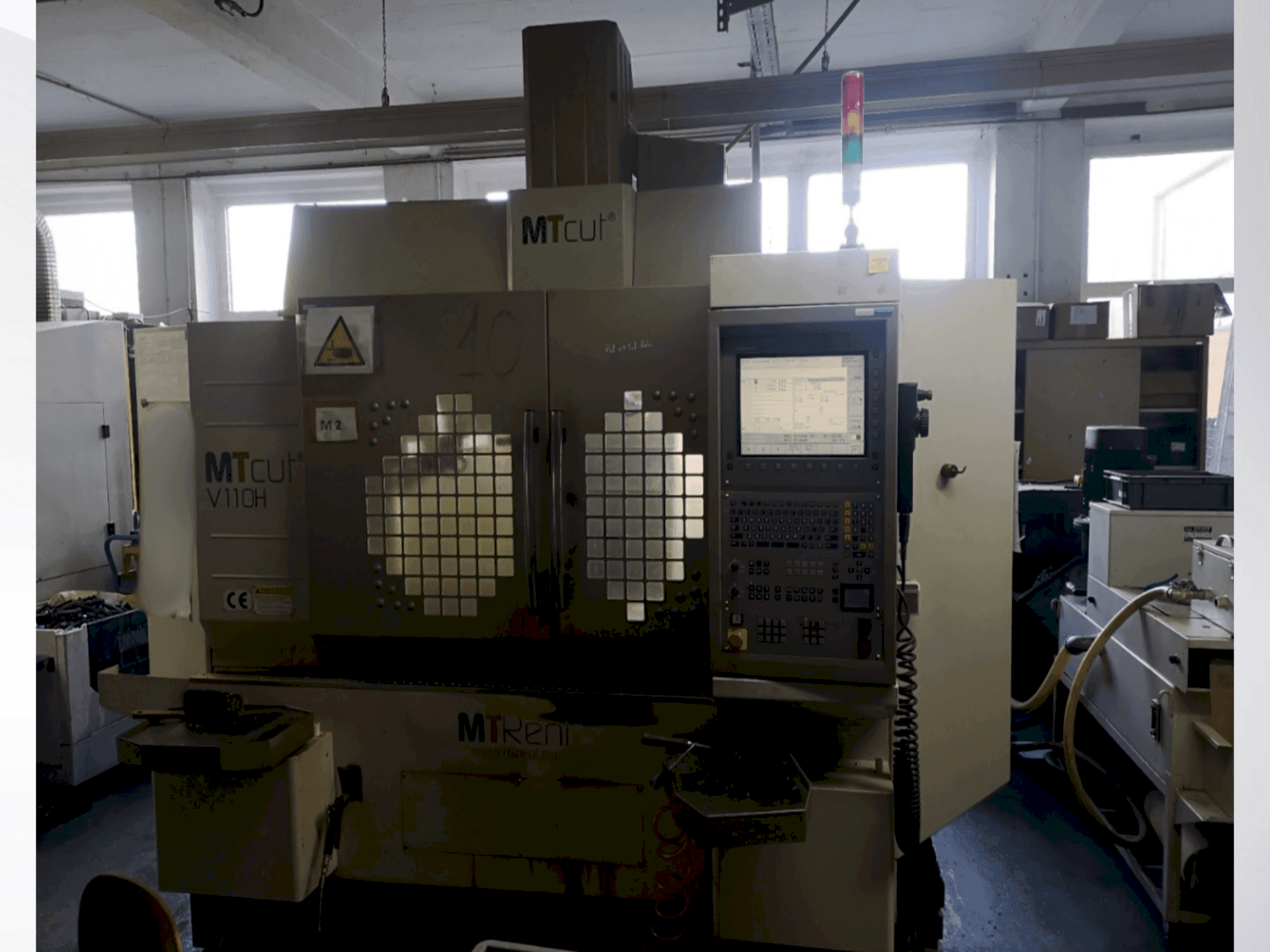 MTcut V110H-maskinen framifrån