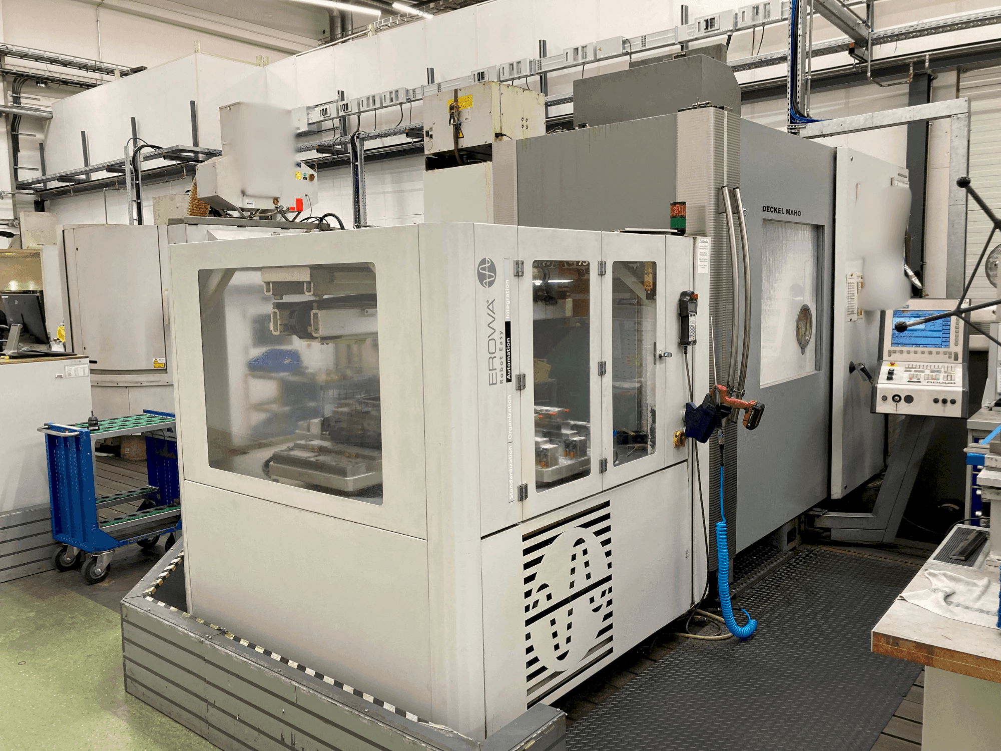 DECKEL DMC 75V linear-maskinen framifrån
