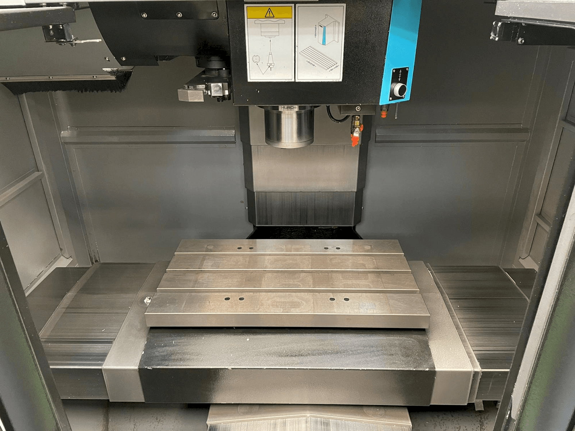 Hurco VM 10i-maskinen framifrån