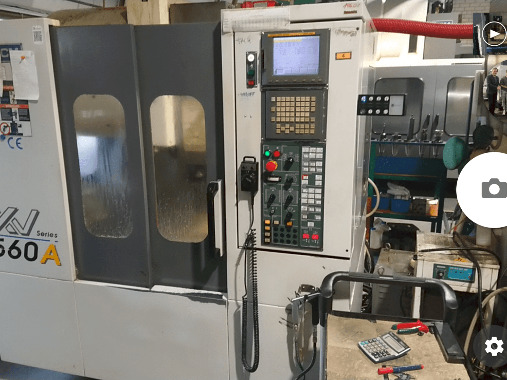 YCM XV560A-maskinen framifrån