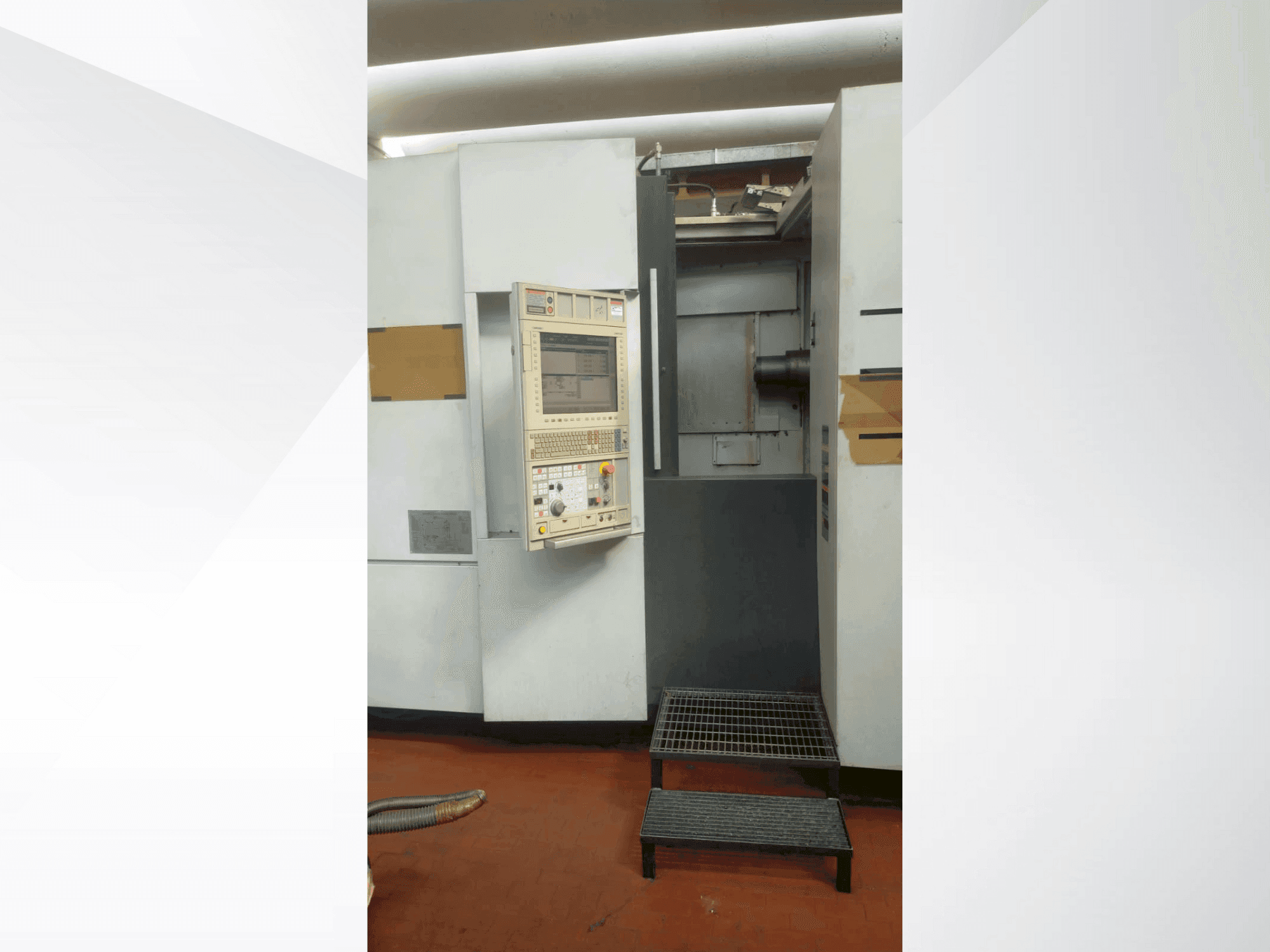 MORI SEIKI NH 5000/40 DCG-maskinen framifrån