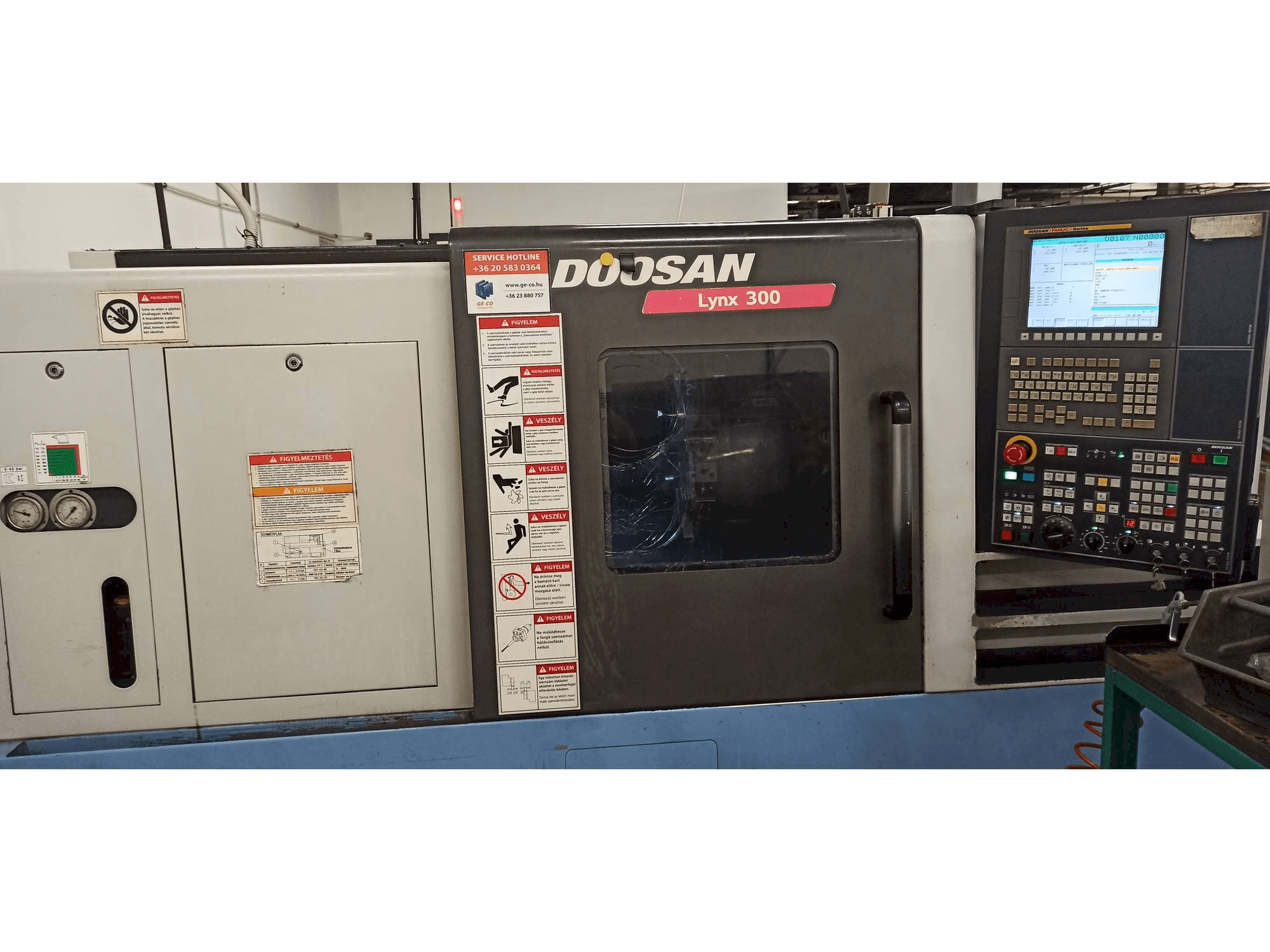 Doosan Lynx 300-maskinen framifrån