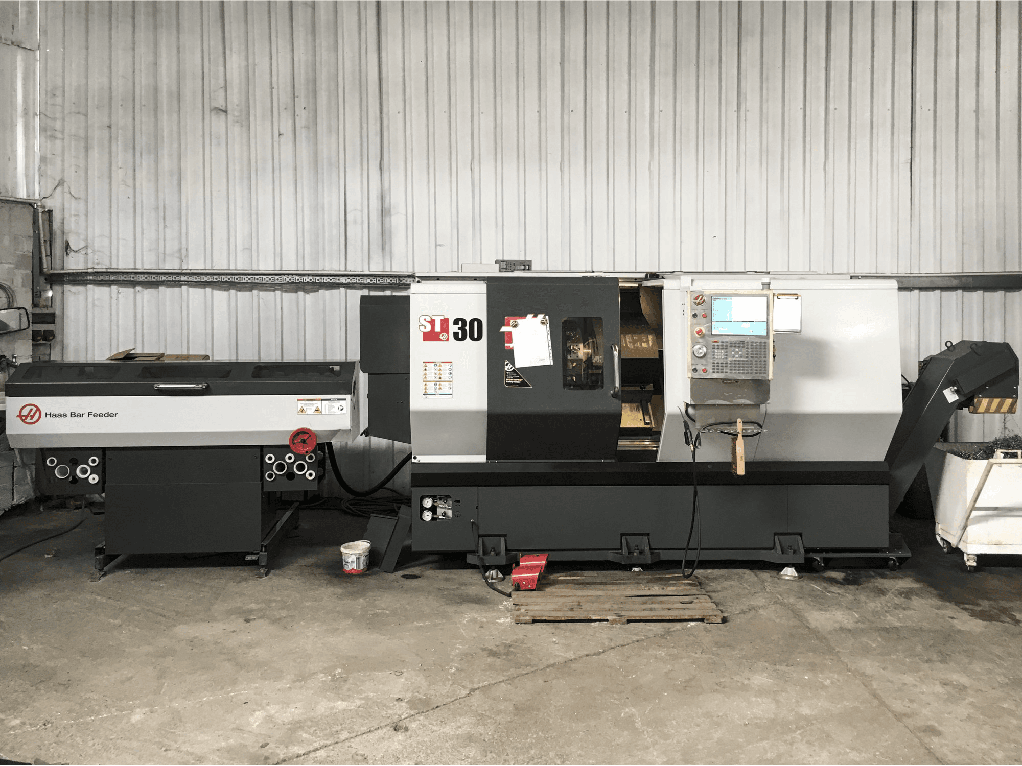 HAAS-maskinen framifrånST-30