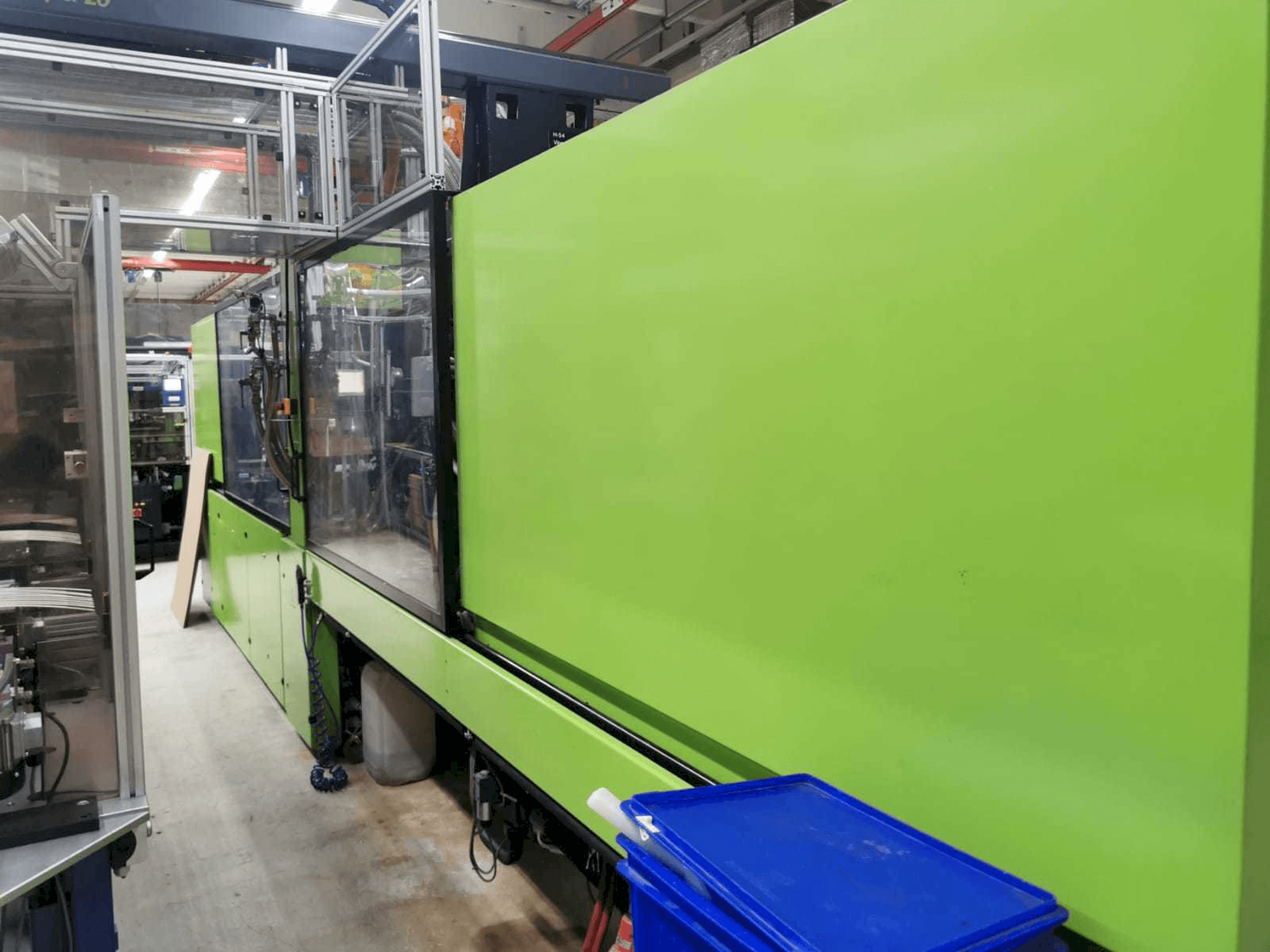 Engel ES 1800/400 HL-maskinen sedd från höger sida