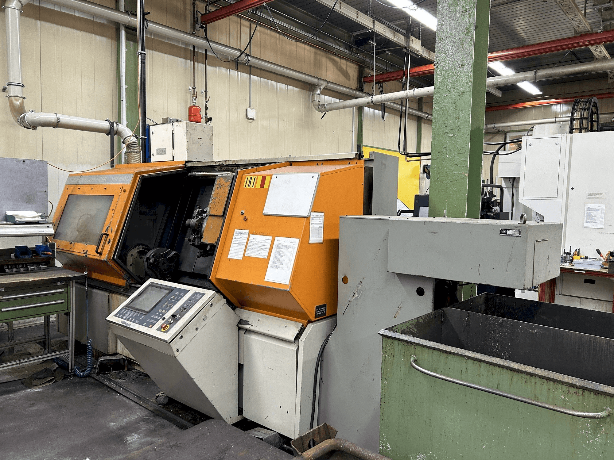 BOEHRINGER VDF 180 C-U-maskinen sedd från höger