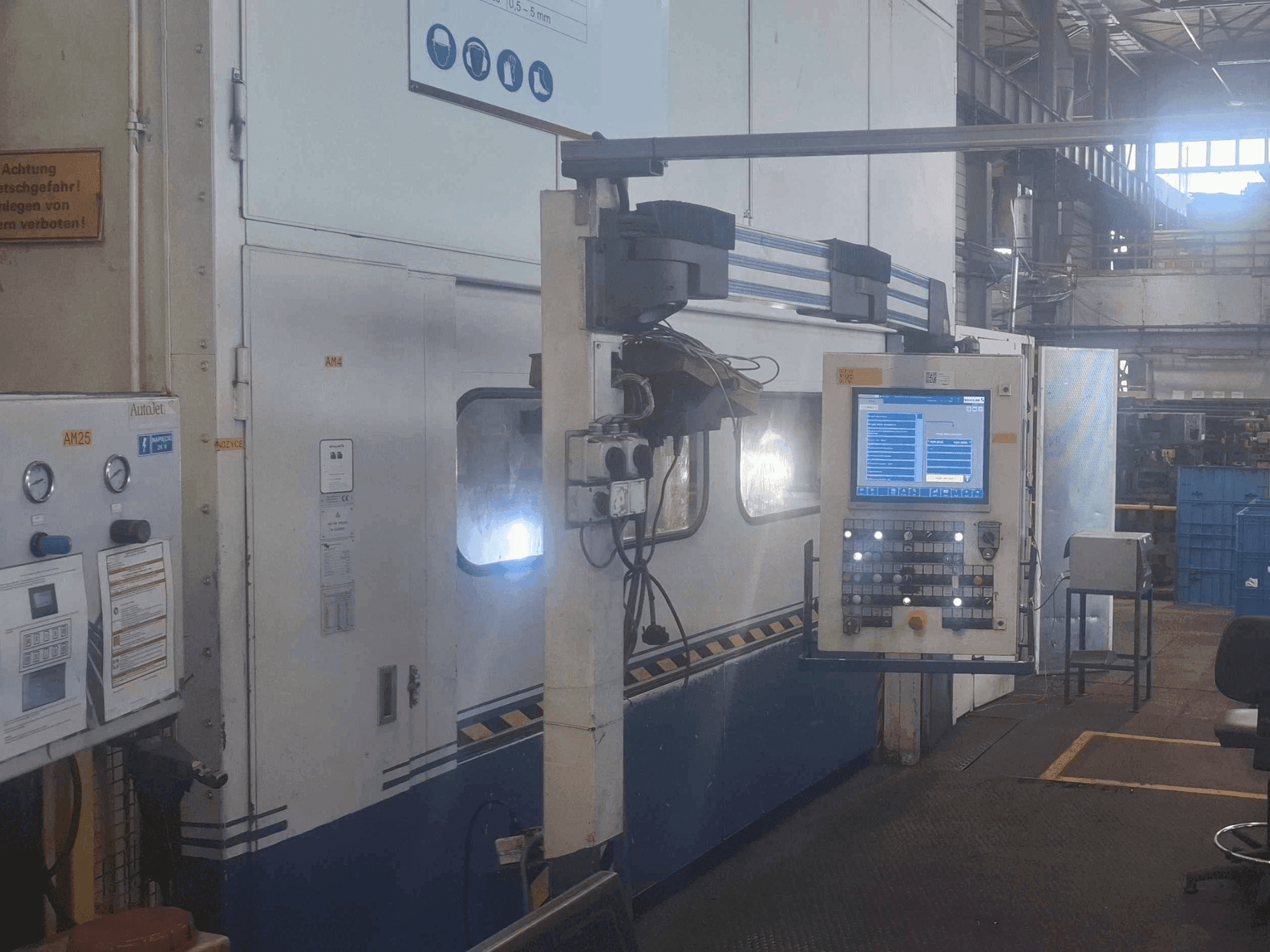 Müller HUQ 630.30-maskinen framifrån