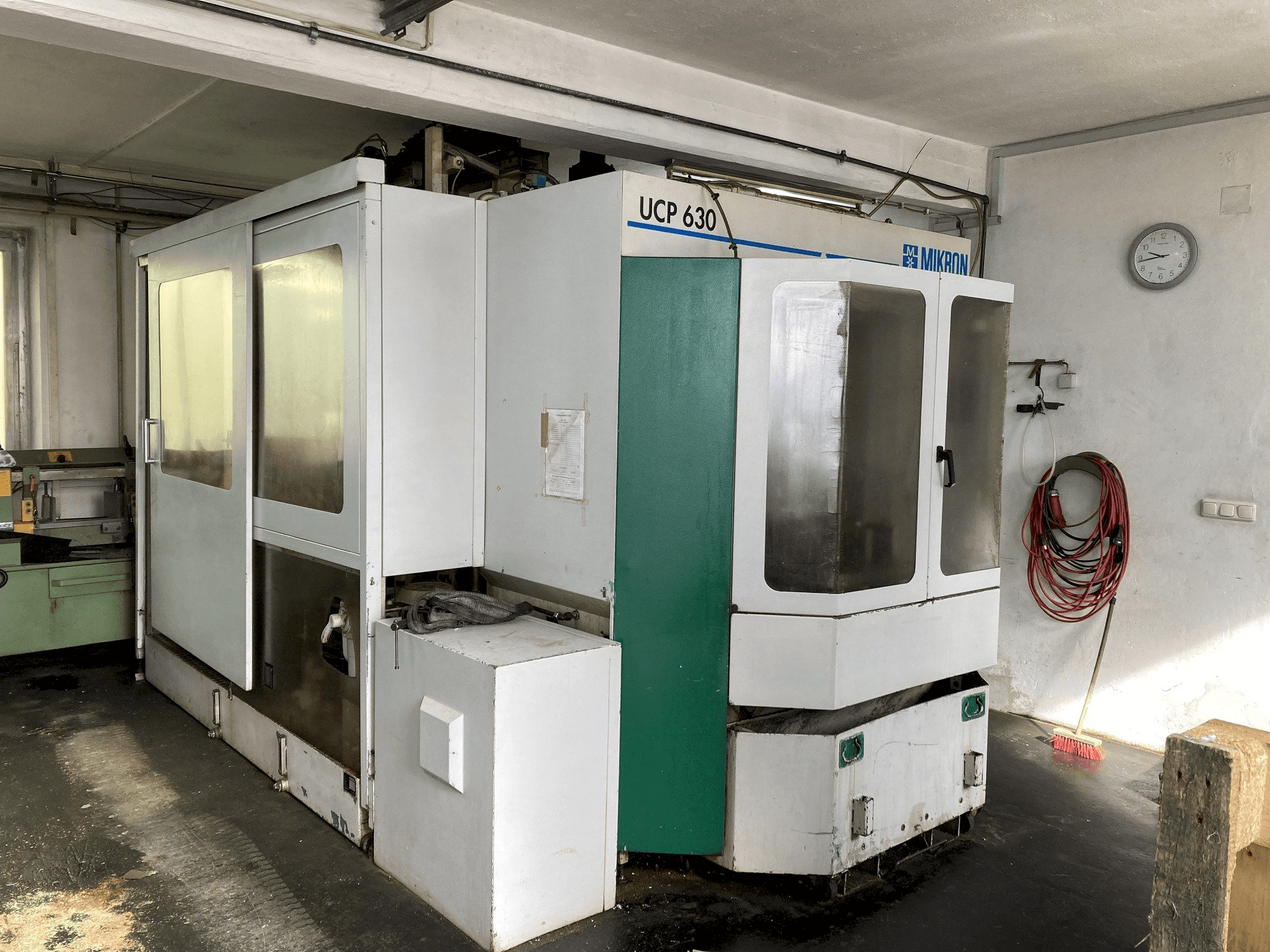 MIKRON UCP 630-maskinen framifrån
