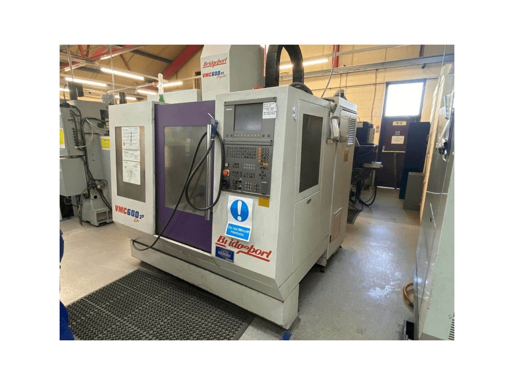 Bridgeport VMC 600/22 Digital-maskinen framifrån