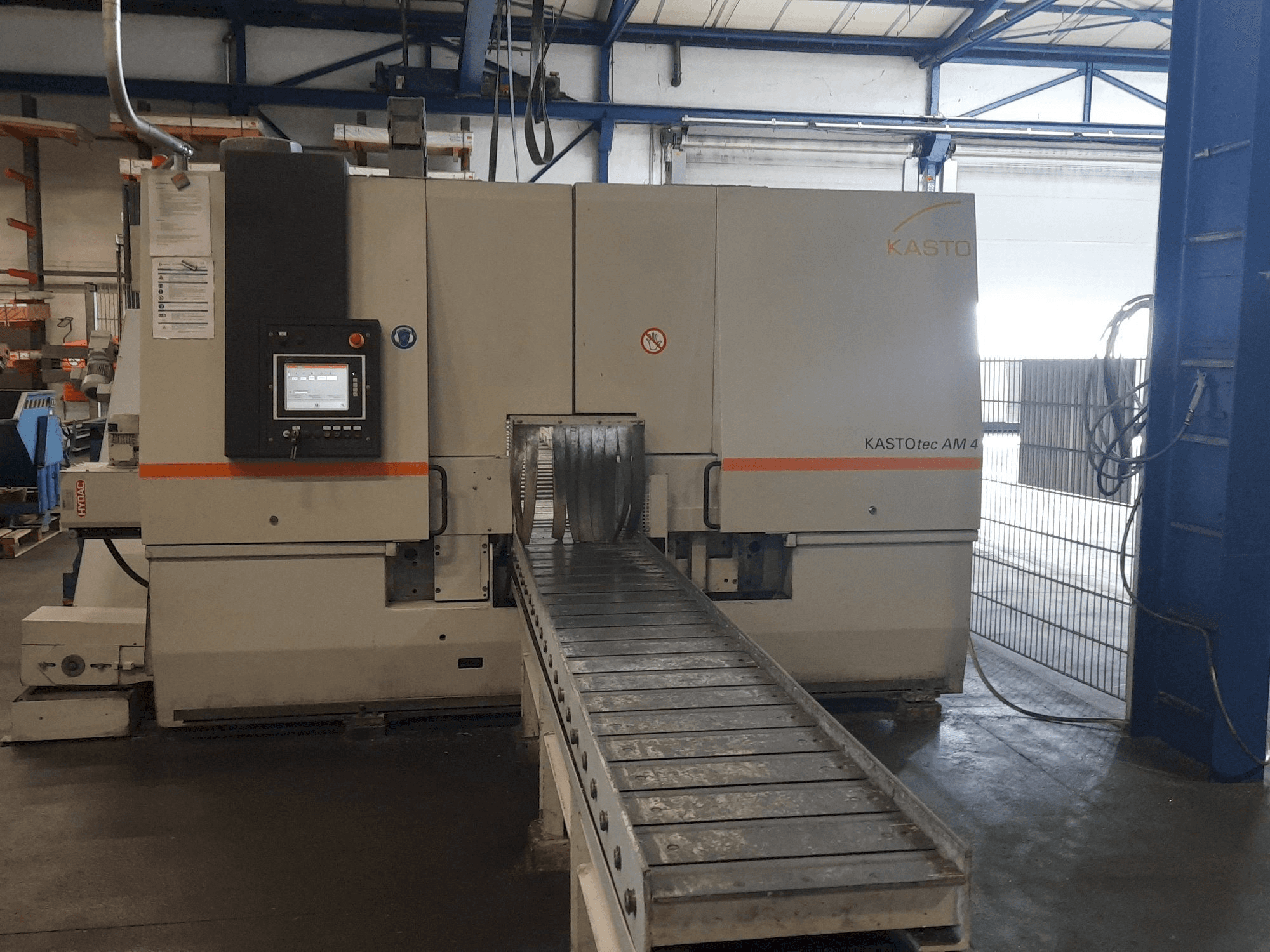 KASTO tec AM 4-maskinen framifrån