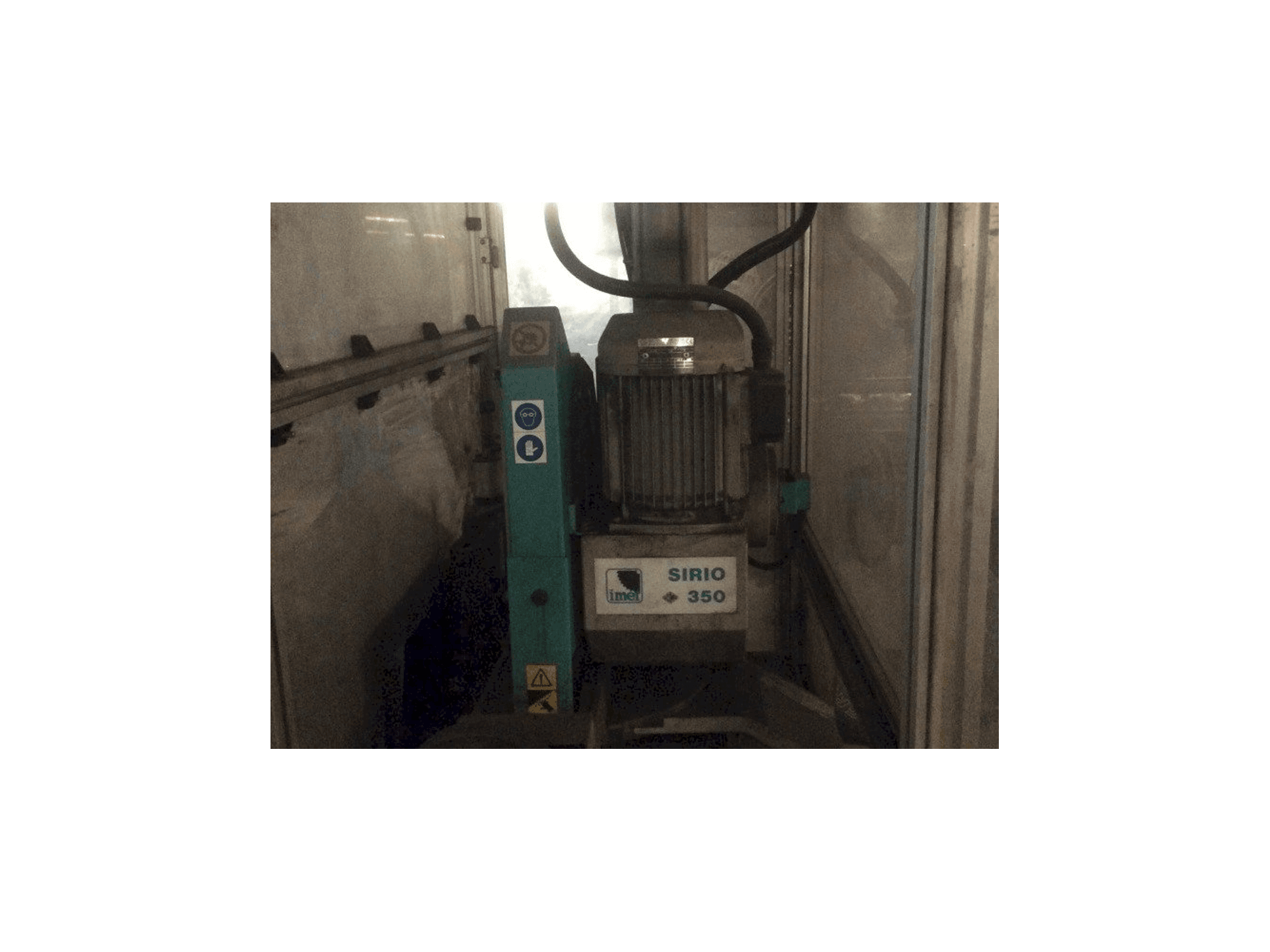 Imet Sirio 350 AF-E-maskinen sedd från vänster sida