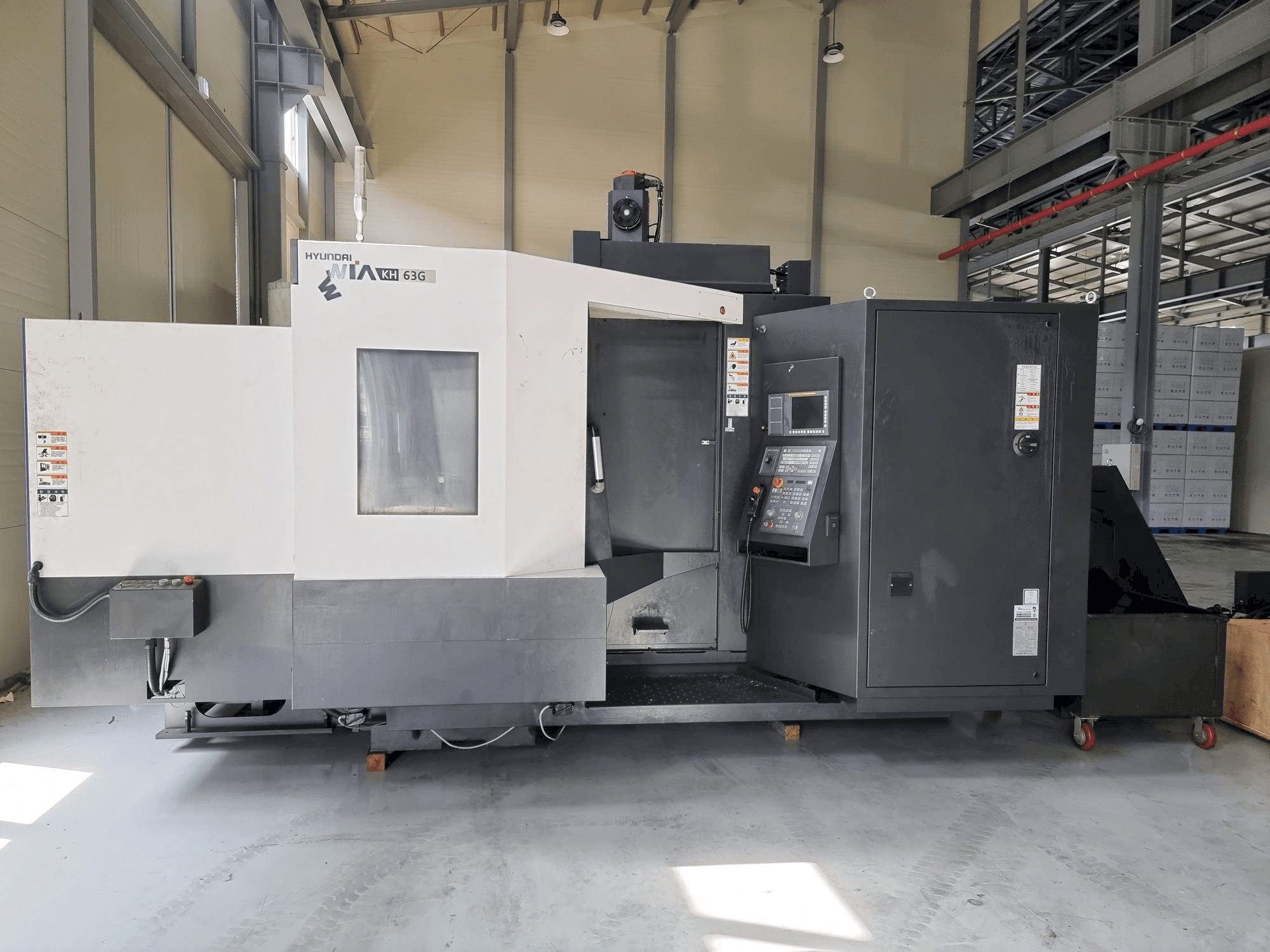 Hyundai Wia KH63G-maskinen framifrån