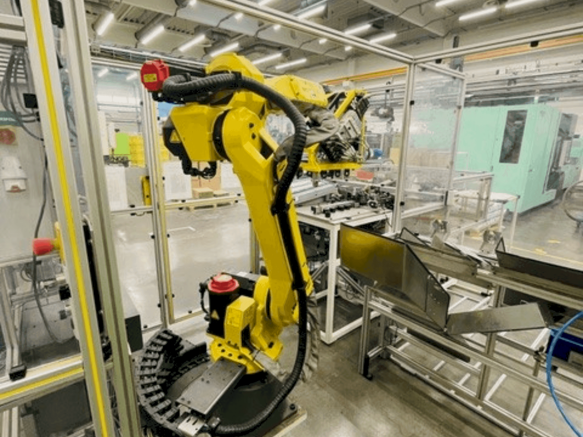 FANUC M-20ia 35M-maskinen framifrån