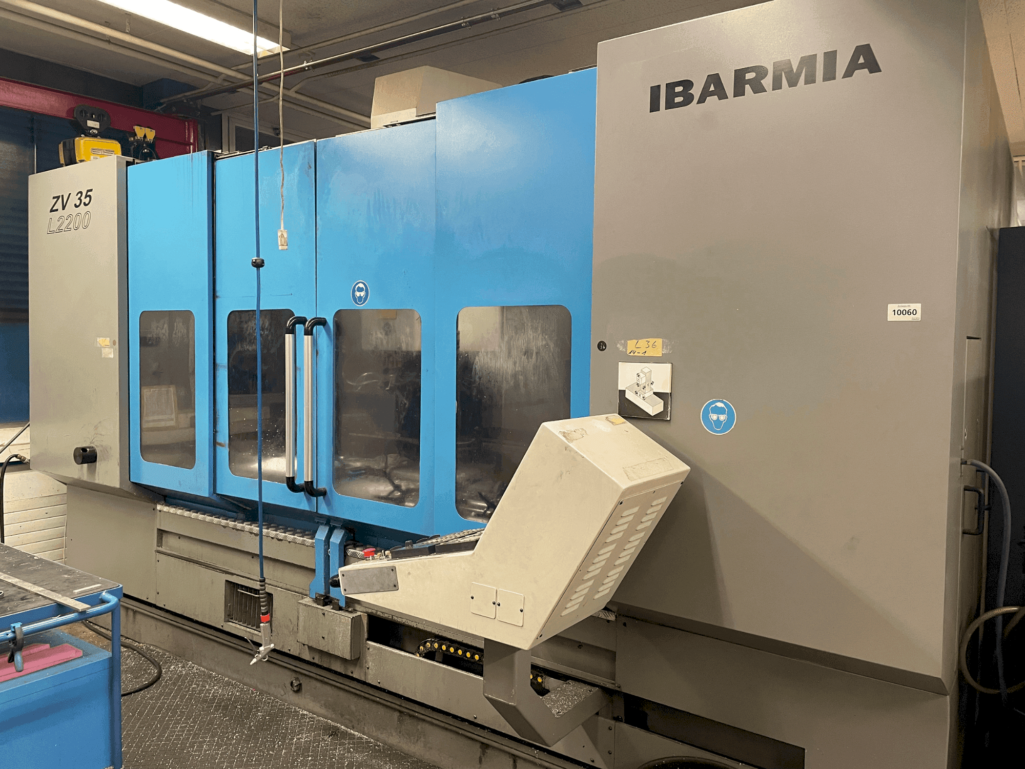 IBARMIA ZV 35 L2200-maskinen framifrån