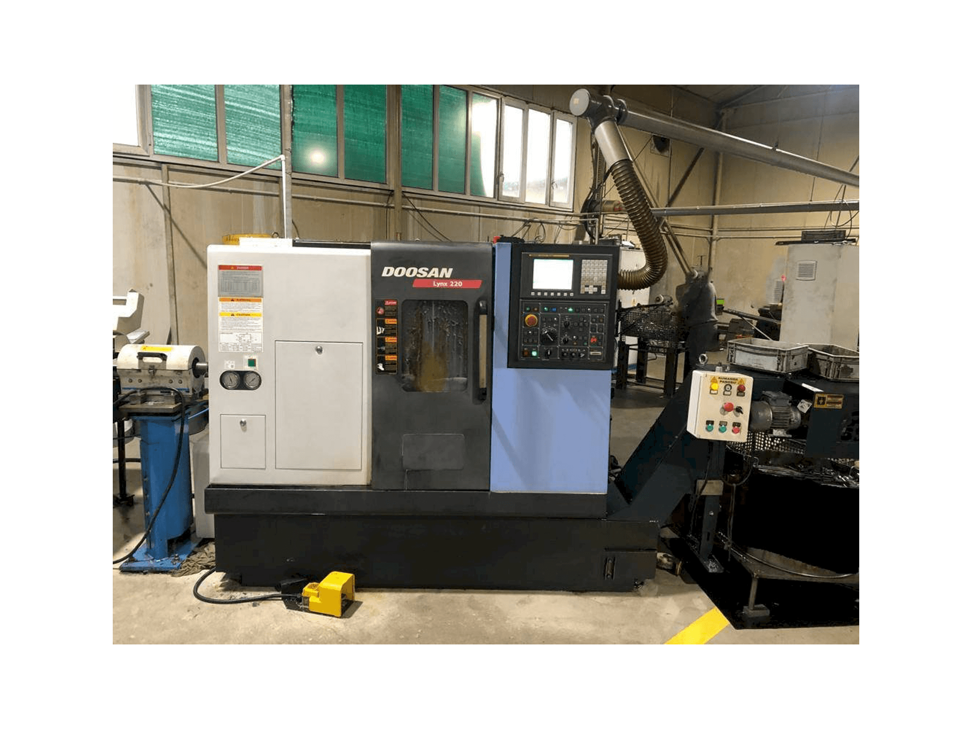 Doosan Lynx 220 B-maskinen framifrån