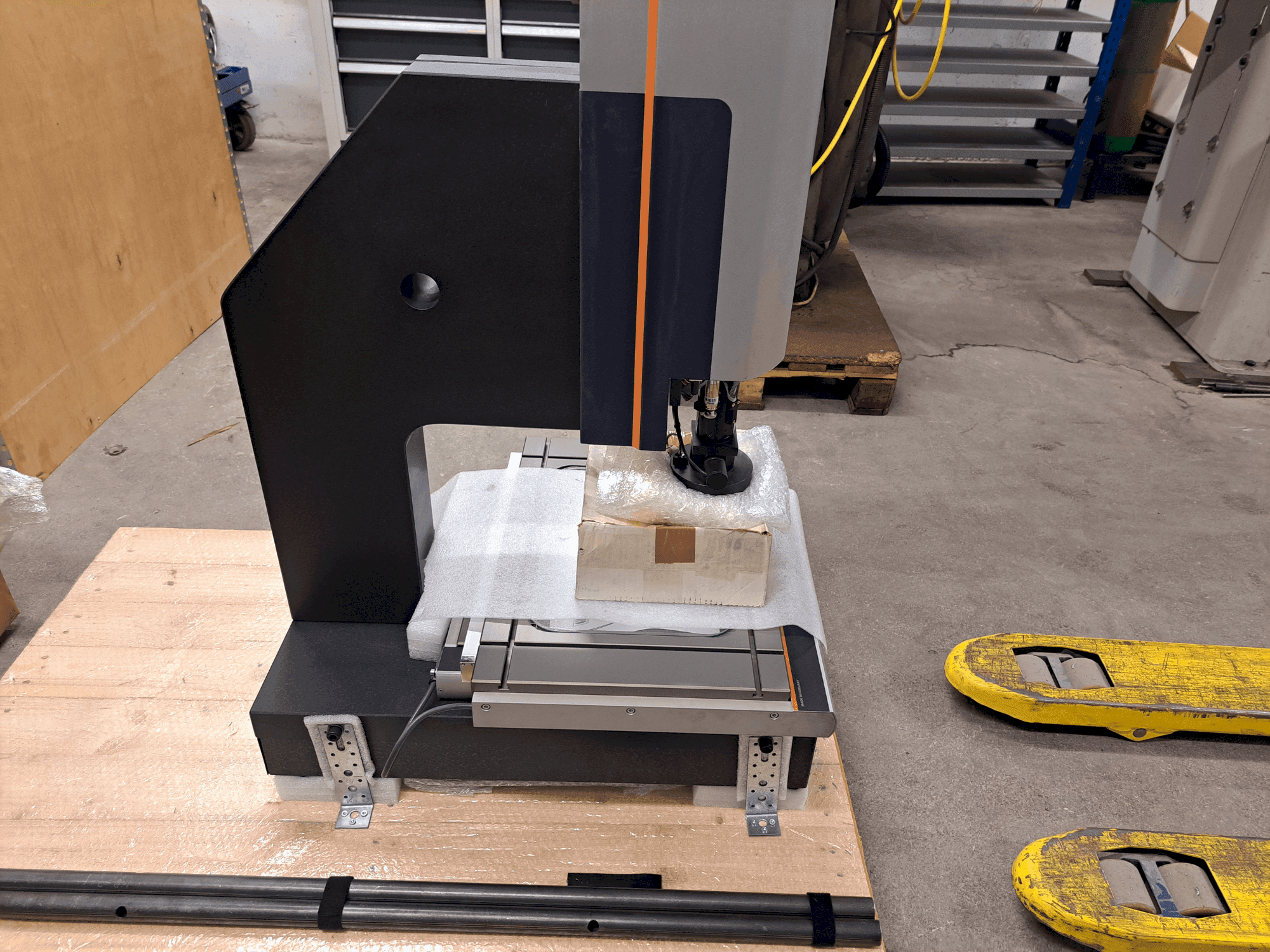 HEINRICH SCHNEIDER MM1-300 CNC MZ TP20-maskinen framifrån