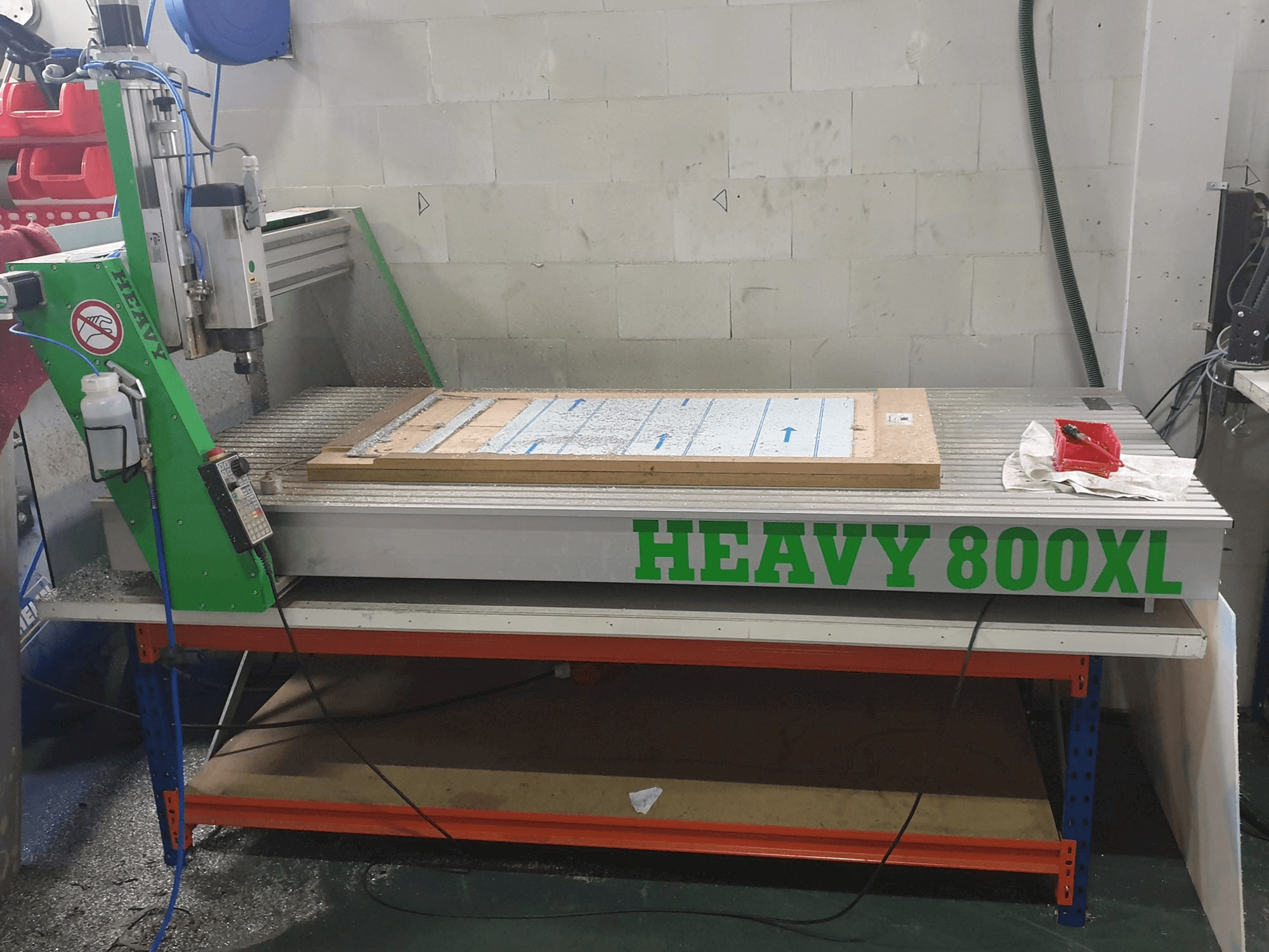 EAS-maskinen framifrånHEAVY 800 XL