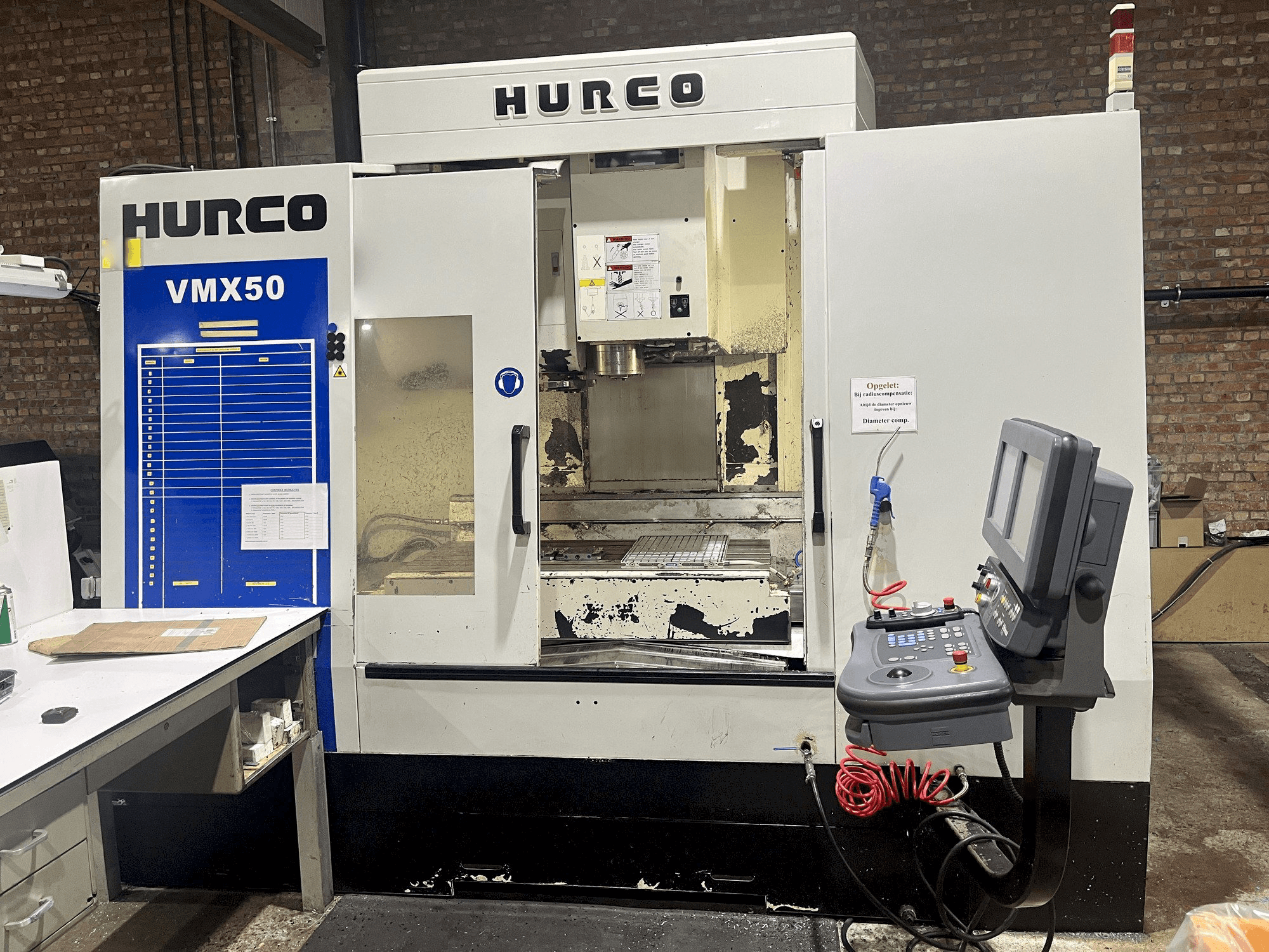Hurco VMX50-maskinen framifrån