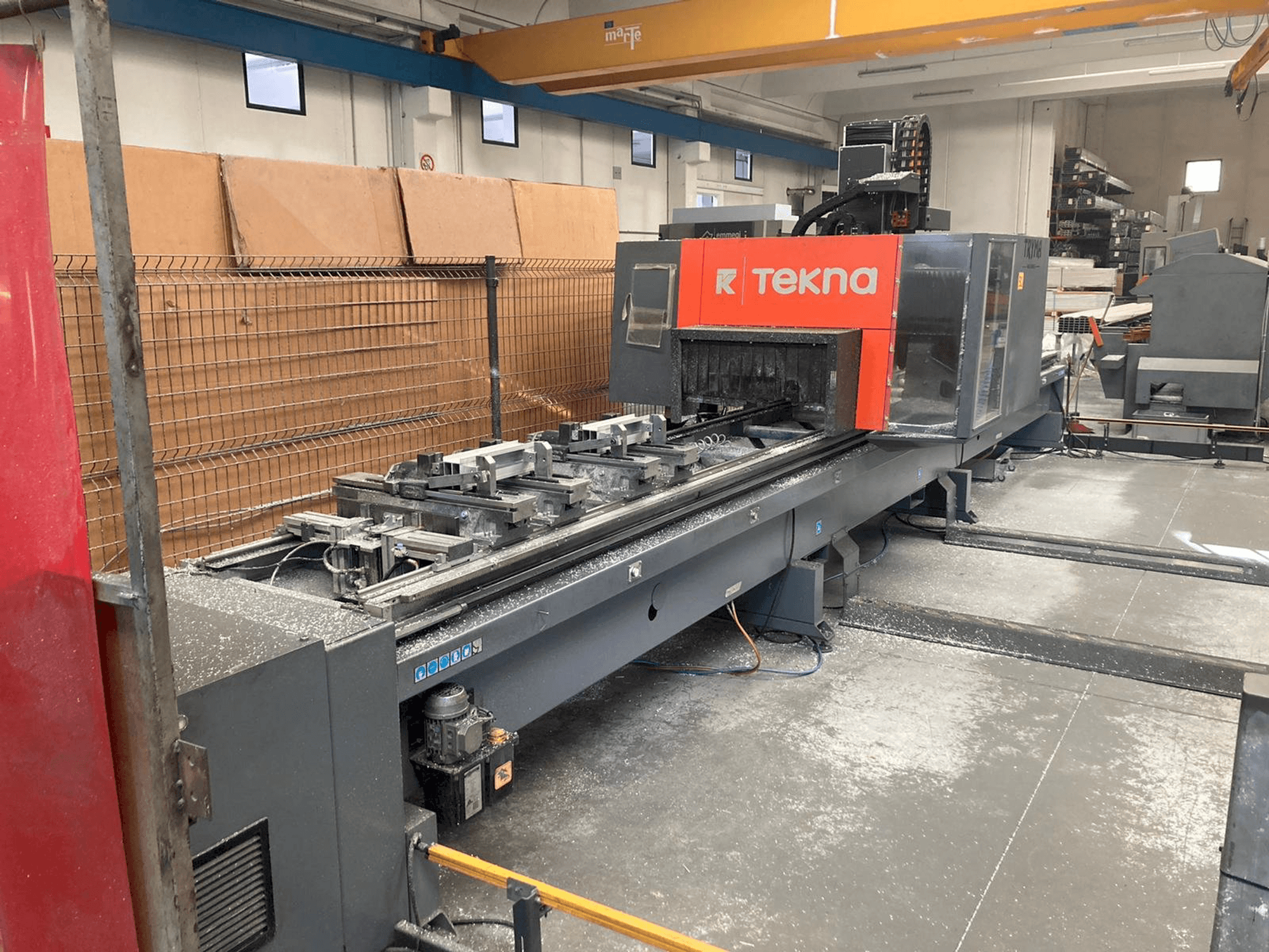 Tekna TKE 944-7-maskinen framifrån