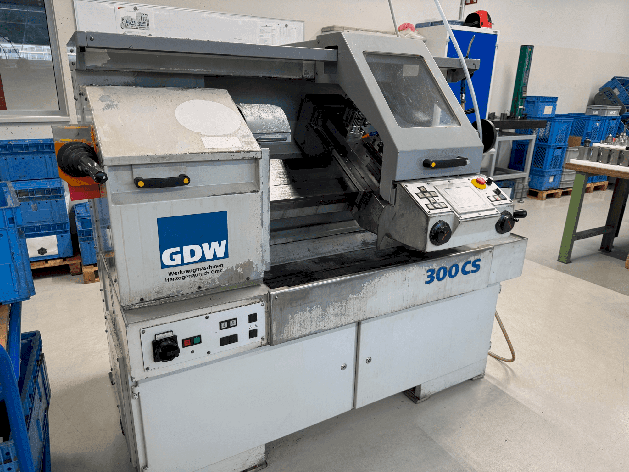 GDW 300 CS-maskinen framifrån