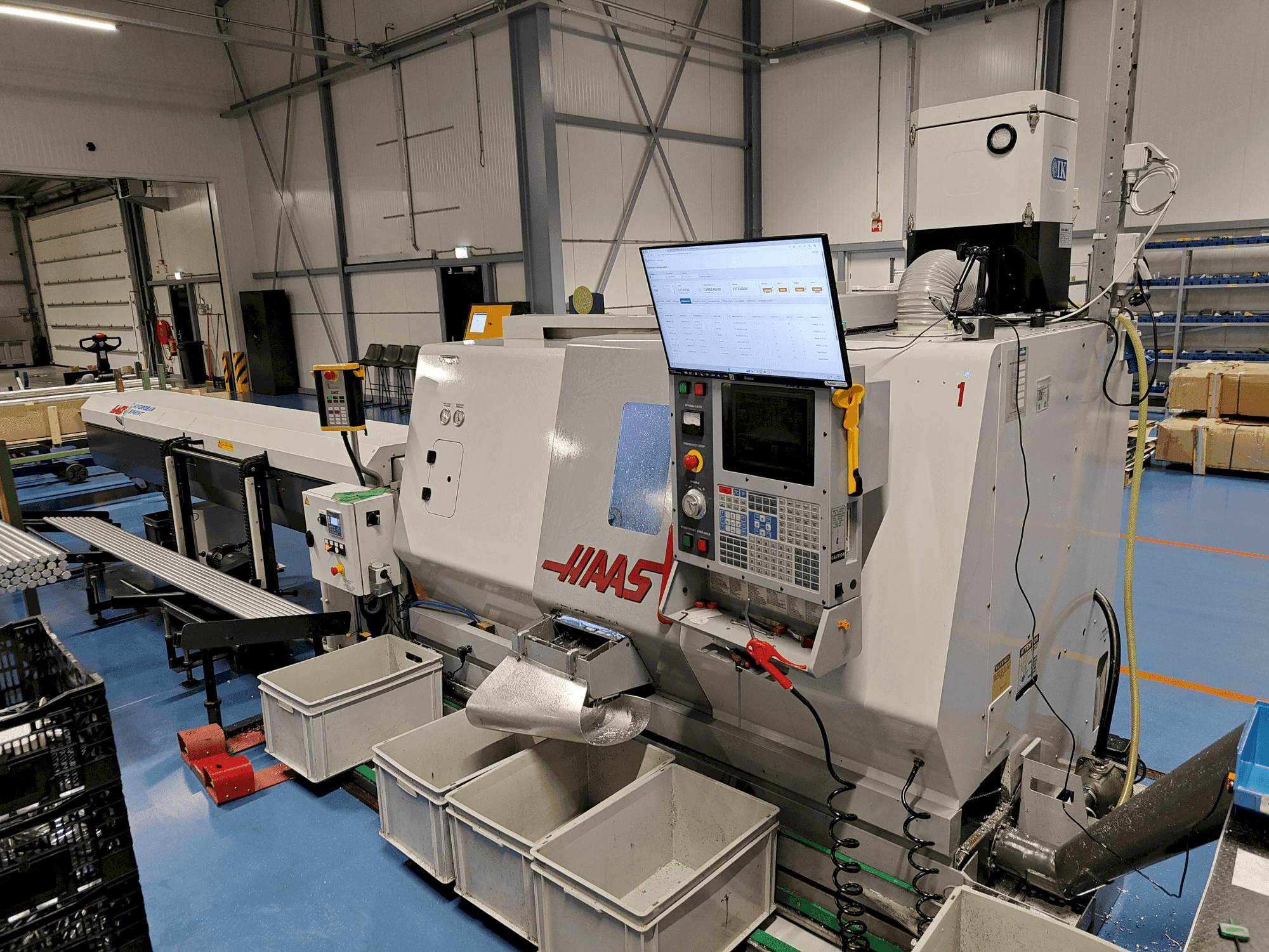 HAAS TL-15HE-maskinen framifrån