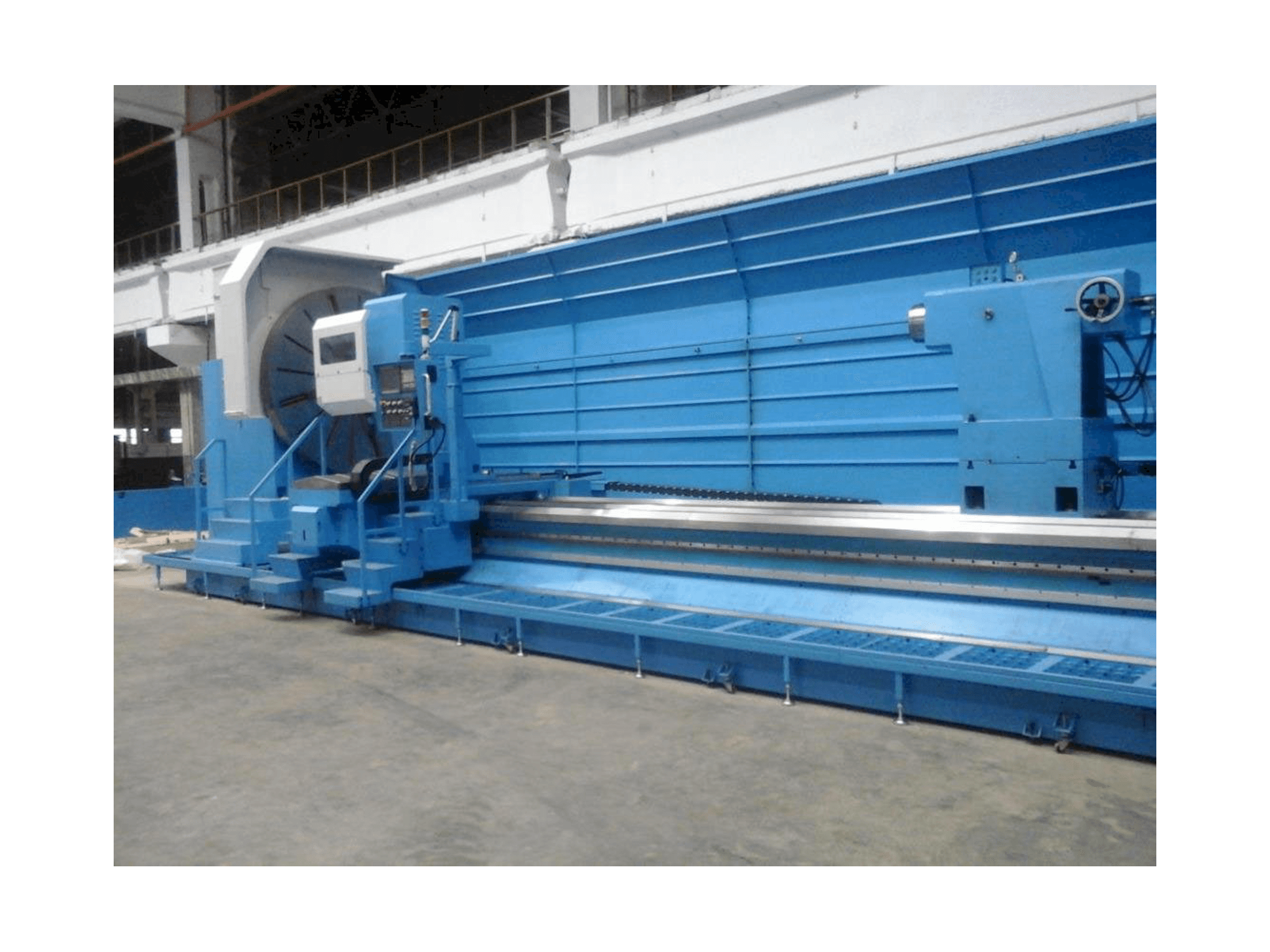 Takang FB100Nx7600-maskinen framifrån