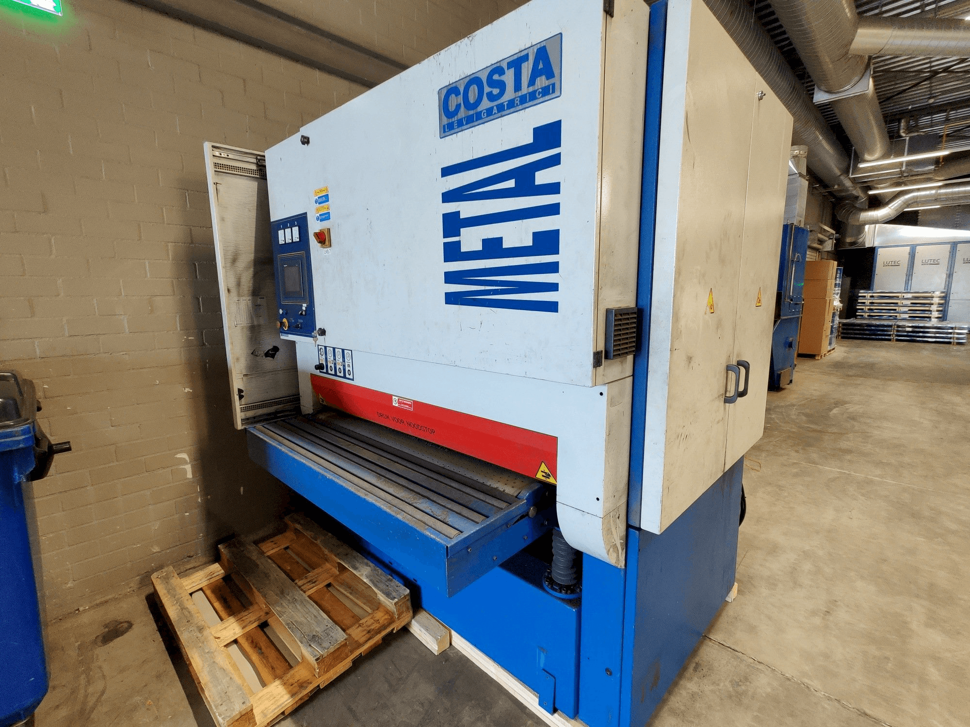 Costa MD5 CVV 1350-maskinen framifrån