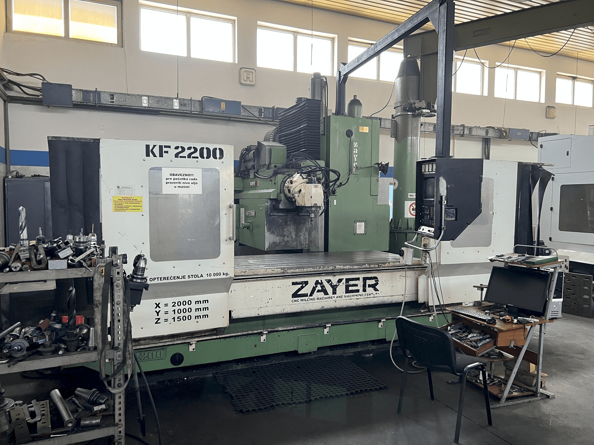 Zayer KF 2200-maskinen framifrån